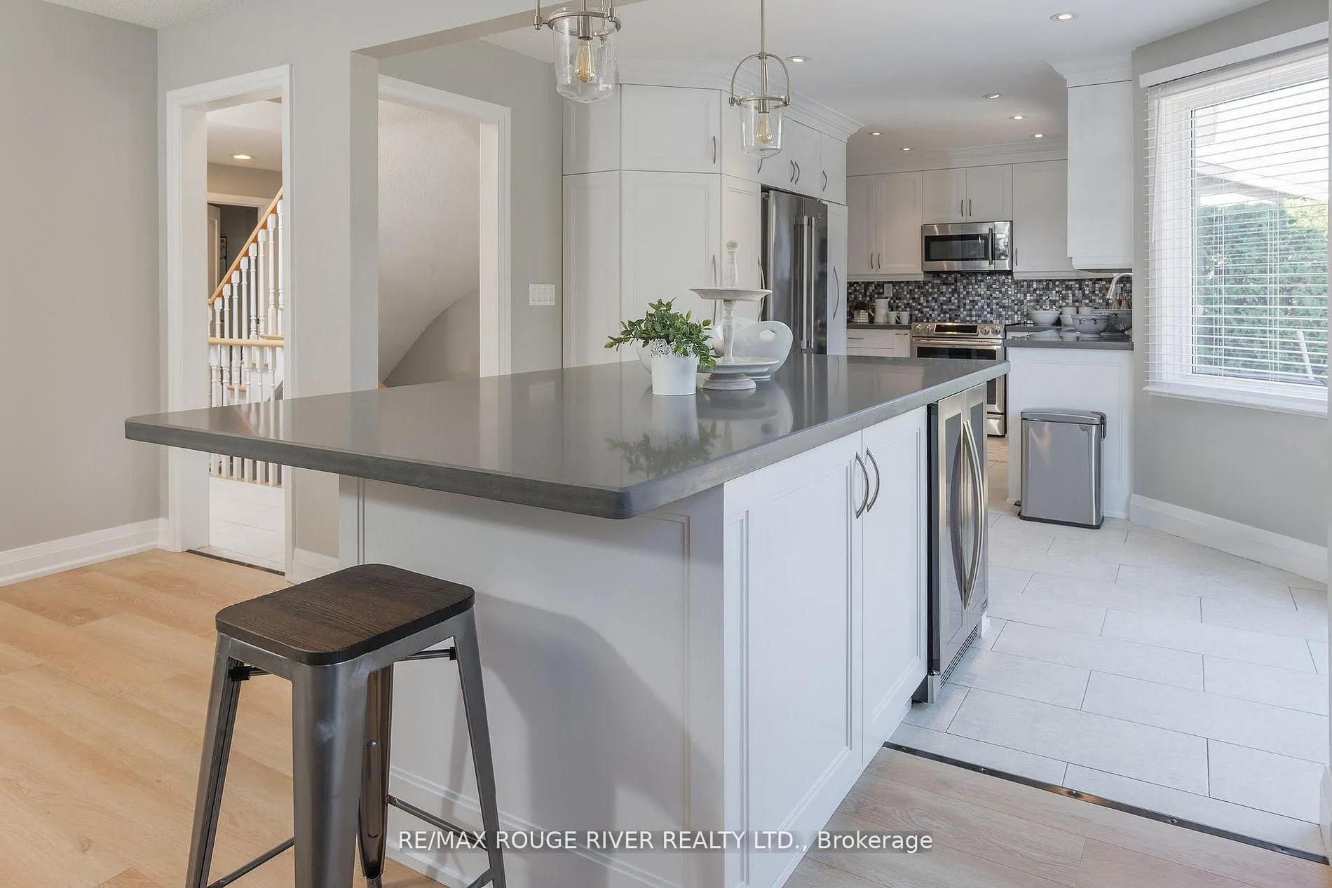 Photo 14 of 1819 Post Drive, Pickering, Amberlea — HOMEH