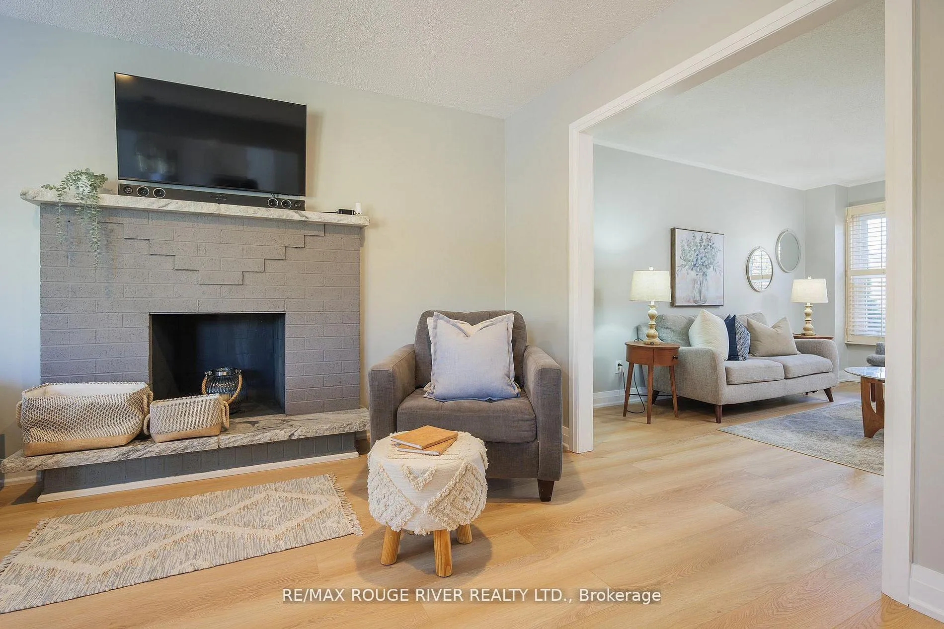 Photo 20 of 1819 Post Drive, Pickering, Amberlea — HOMEH