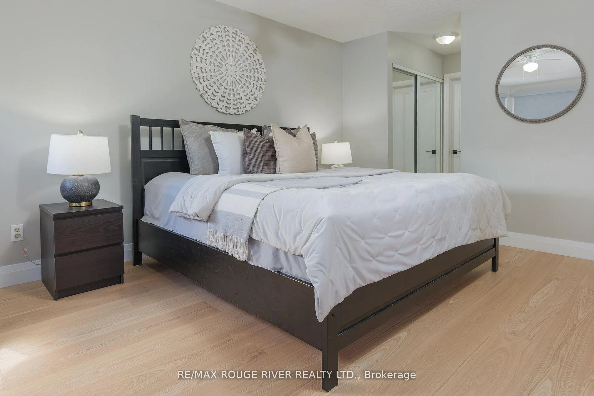 Photo 24 of 1819 Post Drive, Pickering, Amberlea — HOMEH