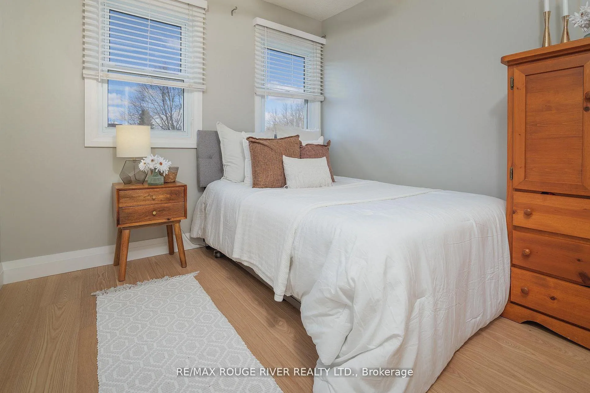 Photo 28 of 1819 Post Drive, Pickering, Amberlea — HOMEH