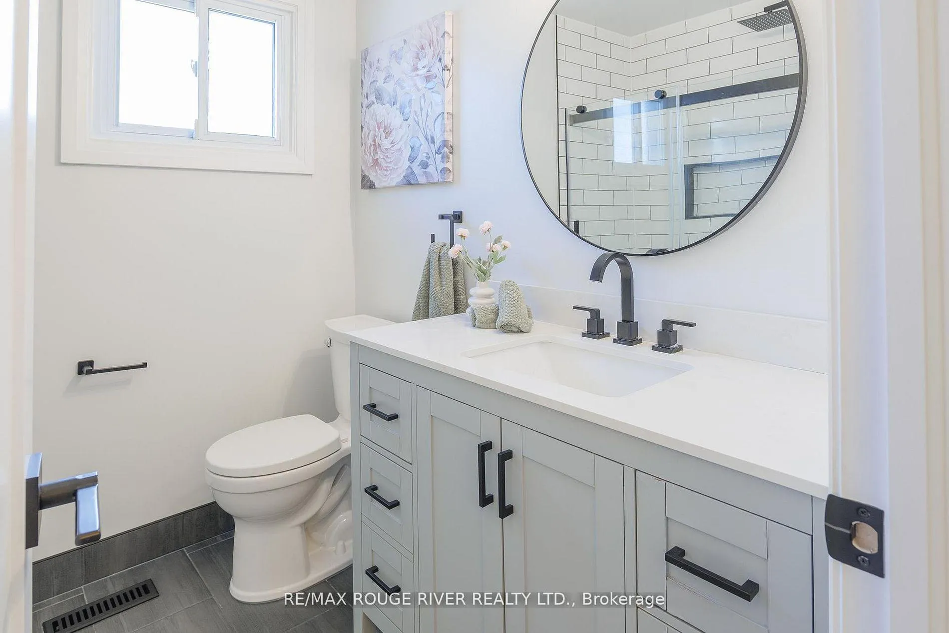 Photo 31 of 1819 Post Drive, Pickering, Amberlea — HOMEH