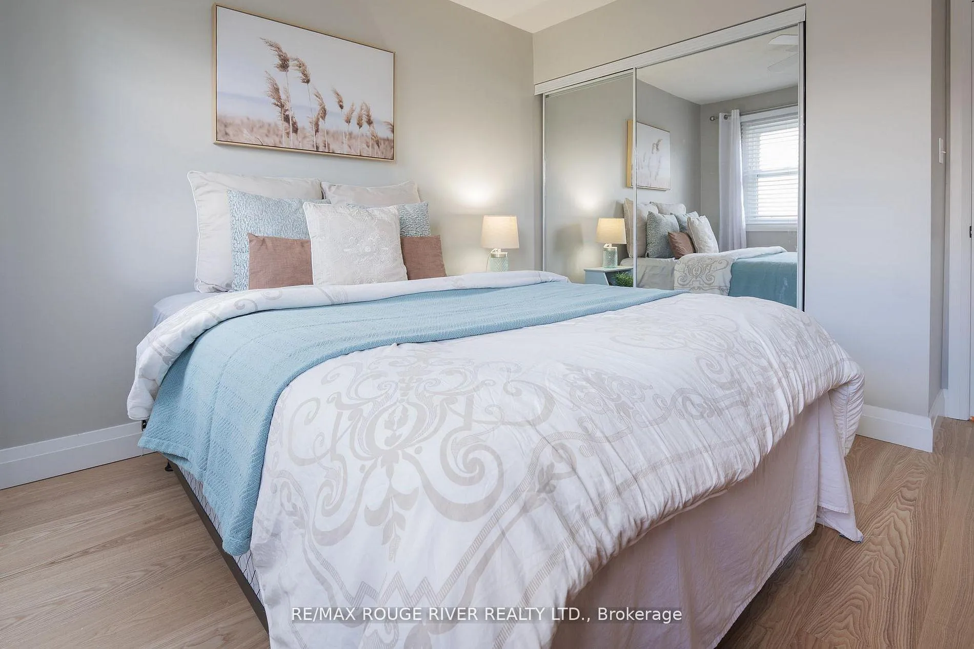 Photo 35 of 1819 Post Drive, Pickering, Amberlea — HOMEH