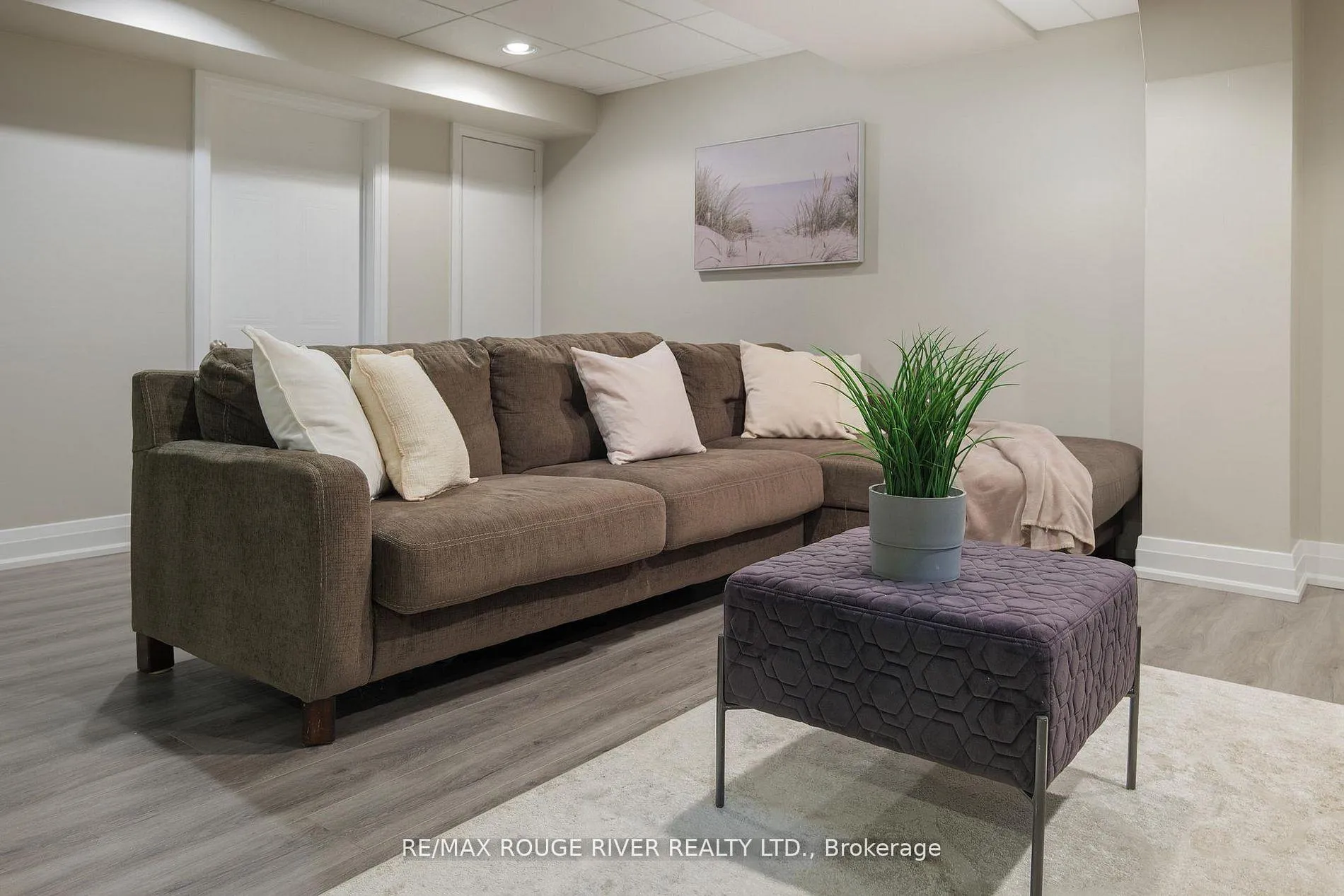 Photo 38 of 1819 Post Drive, Pickering, Amberlea — HOMEH