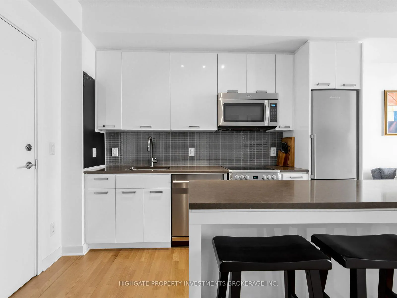 Photo 6 of Unit 2311, 295 Adelaide Street W, Toronto, Waterfront Communities — HOMEH