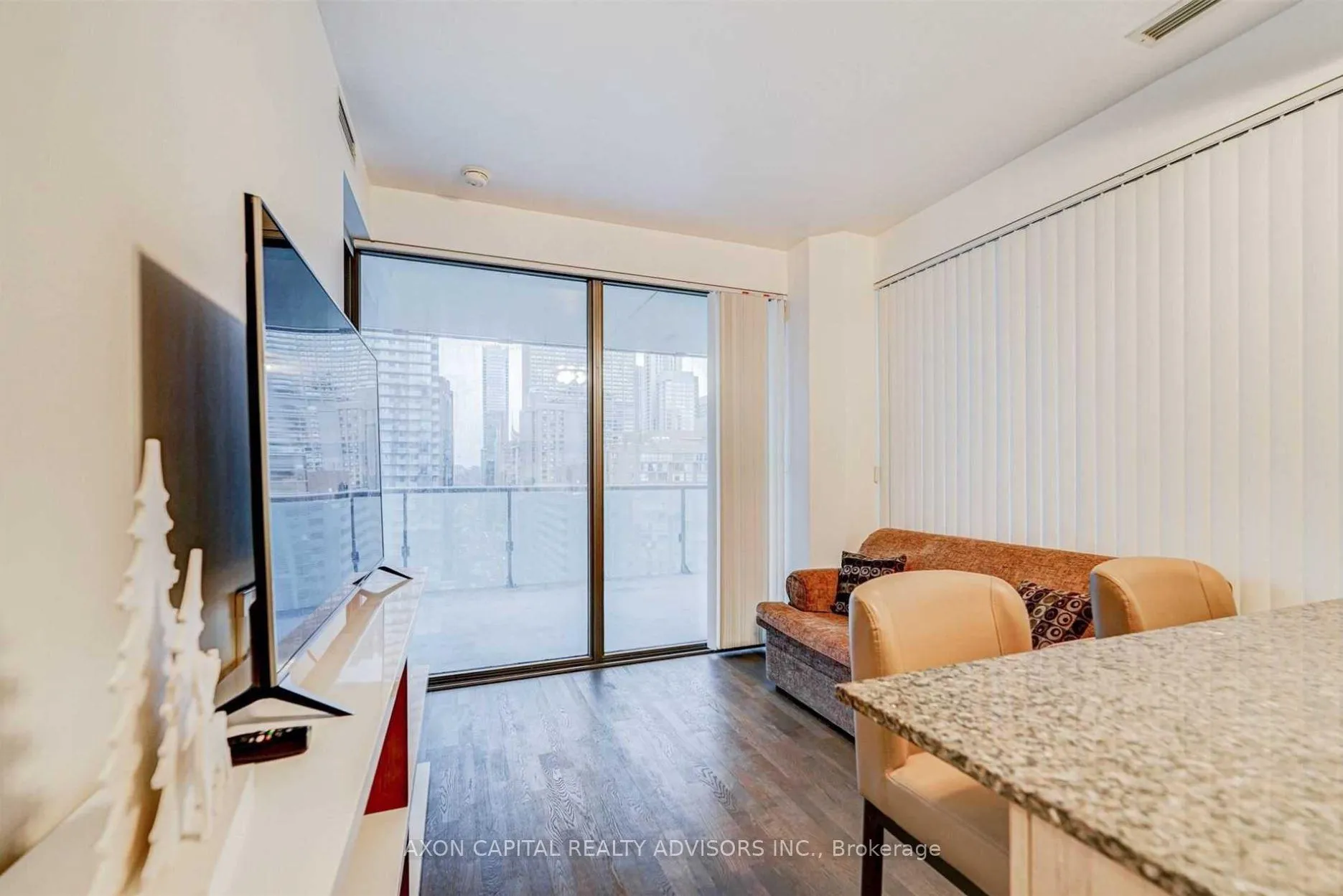 Photo 7 of Unit 1810, 57 St Joseph Street, Toronto, Bay Street Corridor — HOMEH