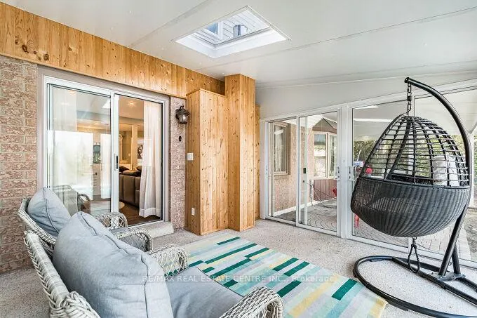 Photo 44 of 33 Strathroy Crescent, Hamilton, Waterdown — HOMEH