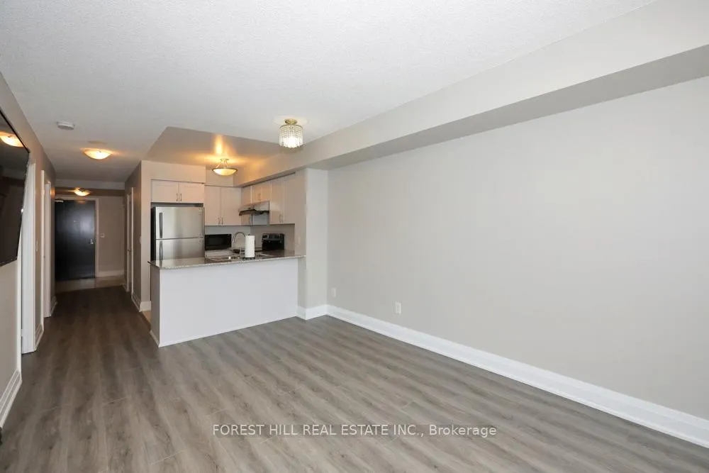 Photo 8 of Unit 218, 30 North Park Road, Vaughan, Beverley Glen — HOMEH