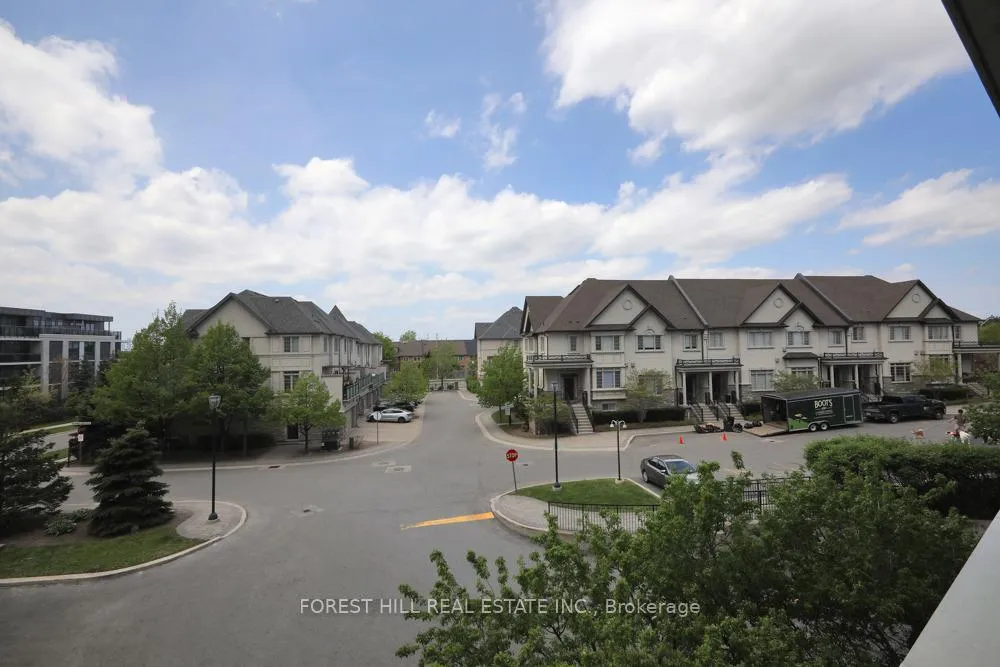 Photo 6 of Unit 218, 30 North Park Road, Vaughan, Beverley Glen — HOMEH