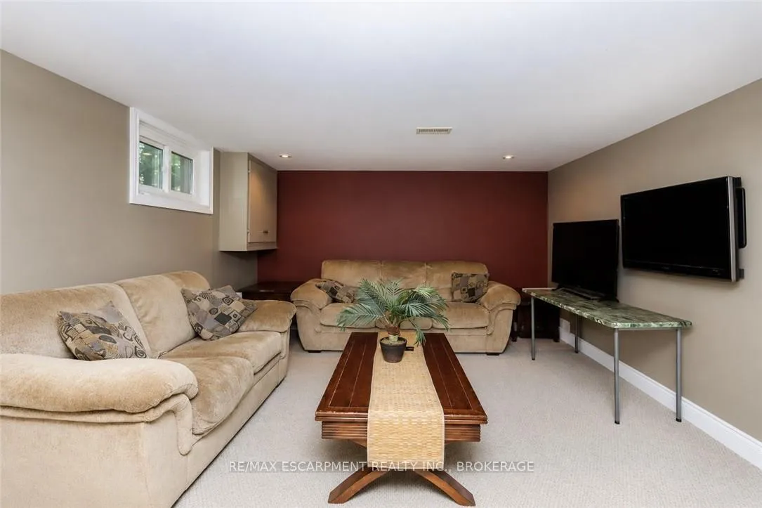 Photo 20 of 4036 Miller Avenue, Lincoln, Lincoln-Jordan/Vineland — HOMEH