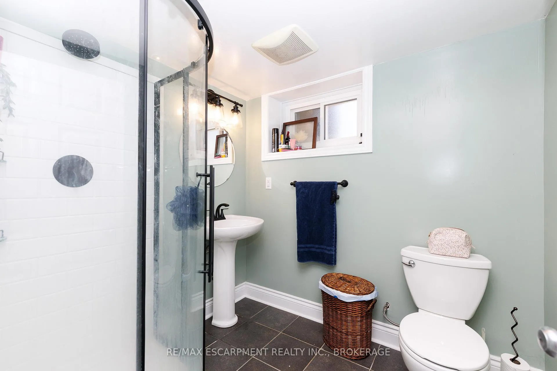 Photo 23 of 4036 Miller Avenue, Lincoln, Lincoln-Jordan/Vineland — HOMEH