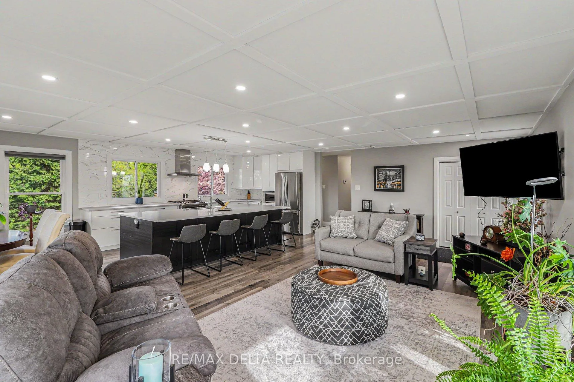 Photo 6 of 1363 Gerald Street, Ottawa, Springridge/East Village — HOMEH