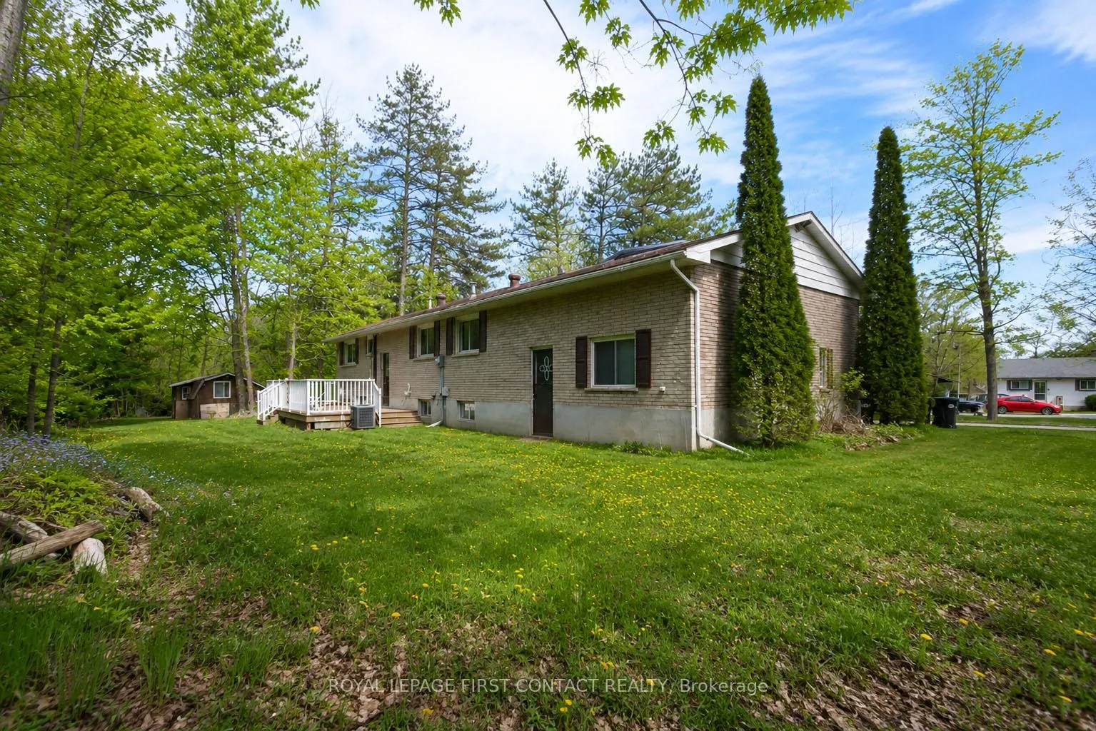 Photo 6 of 303 Shoreline Drive, Oro-Medonte, Rural Oro-Medonte — HOMEH