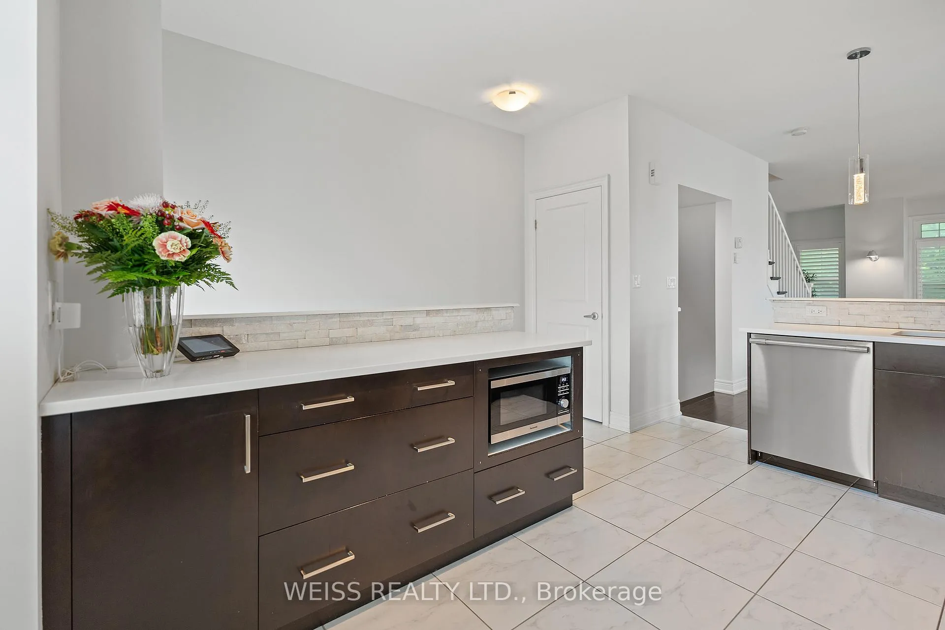 Photo 10 of 2 Ella Street, St. Catharines, Downtown — HOMEH