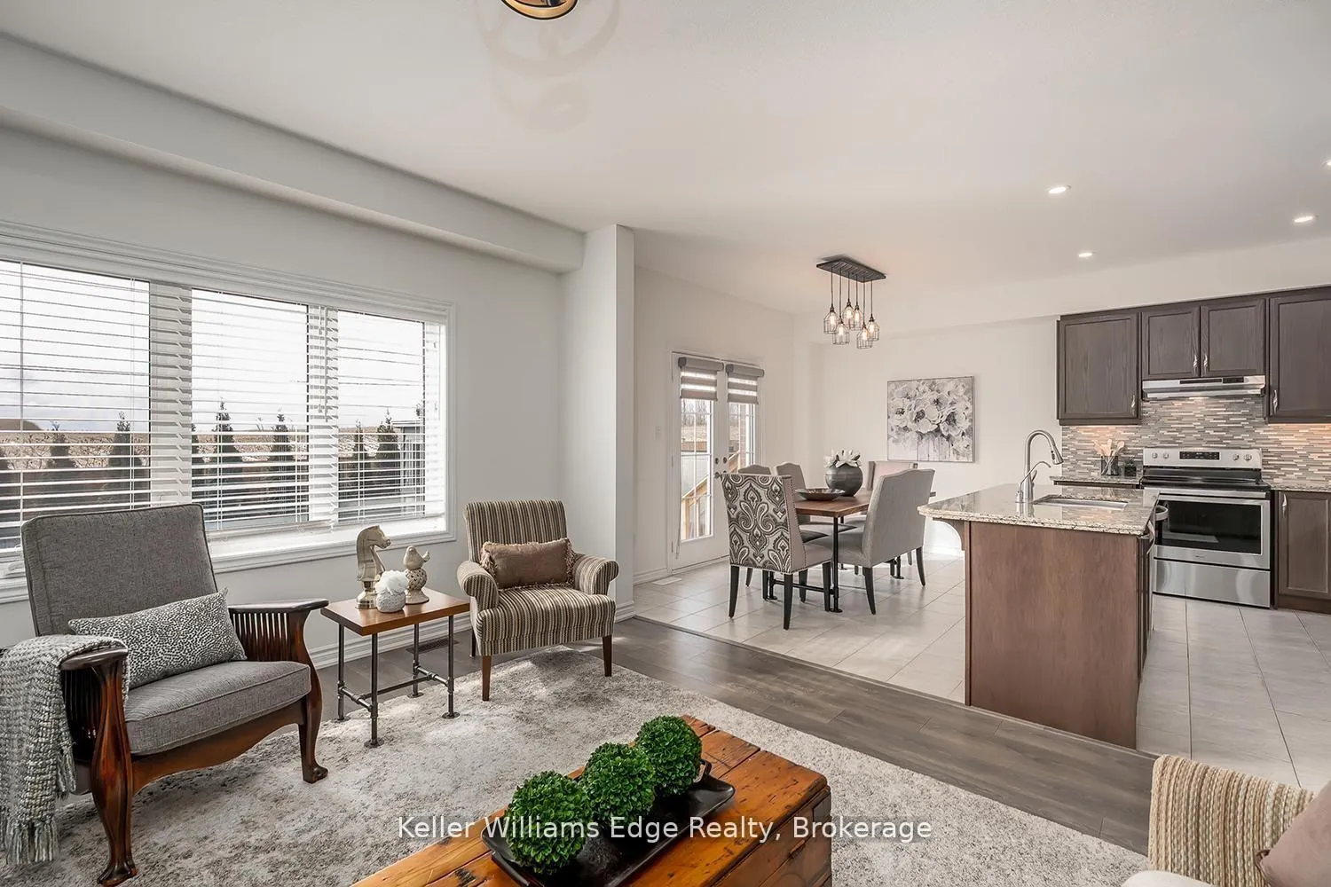 Photo 12 of 92 Flagg Avenue, Brant, Paris — HOMEH