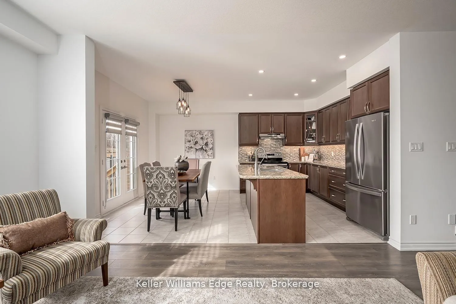 Photo 13 of 92 Flagg Avenue, Brant, Paris — HOMEH
