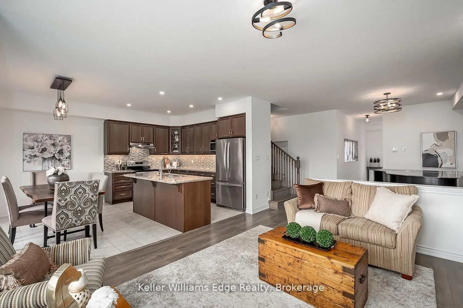 Photo 21 of 92 Flagg Avenue, Brant, Paris — HOMEH