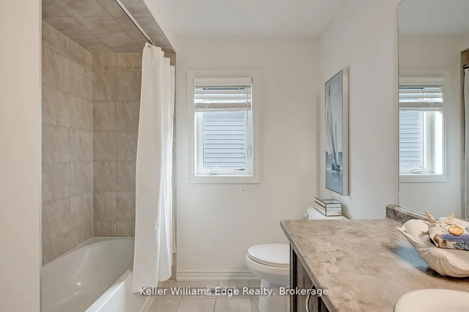 Photo 34 of 92 Flagg Avenue, Brant, Paris — HOMEH