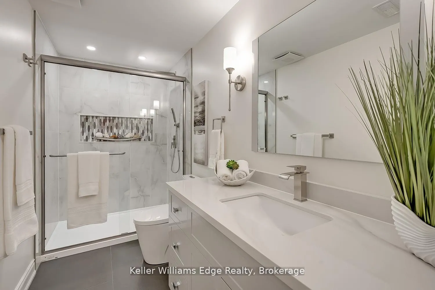 Photo 40 of 92 Flagg Avenue, Brant, Paris — HOMEH