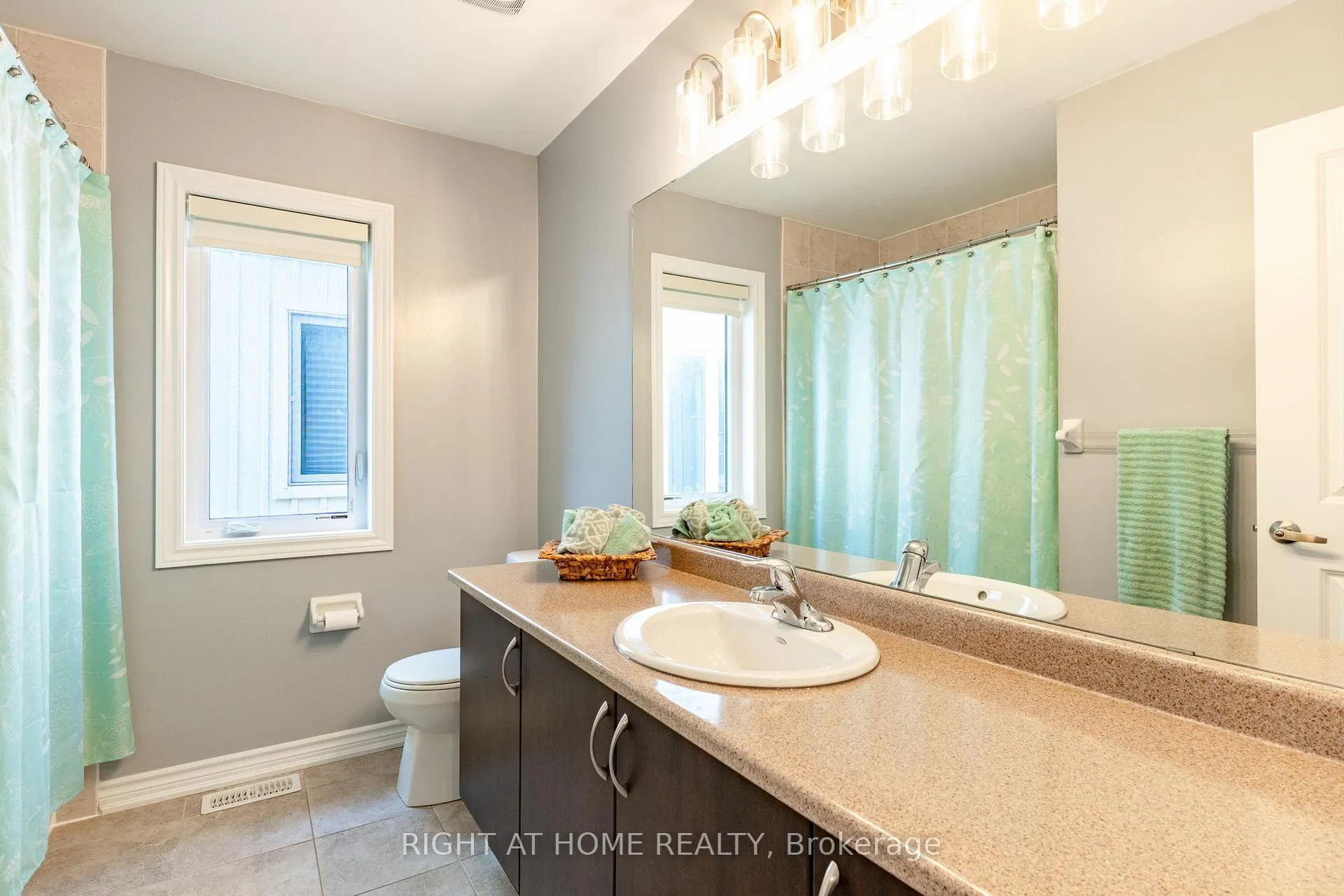 Photo 30 of 72 Wagner Crescent, Essa, Angus — HOMEH