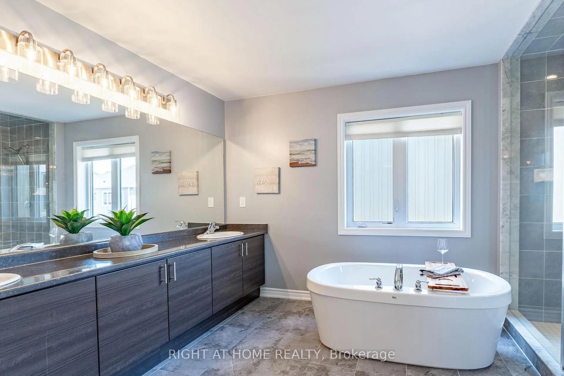 Photo 36 of 72 Wagner Crescent, Essa, Angus — HOMEH