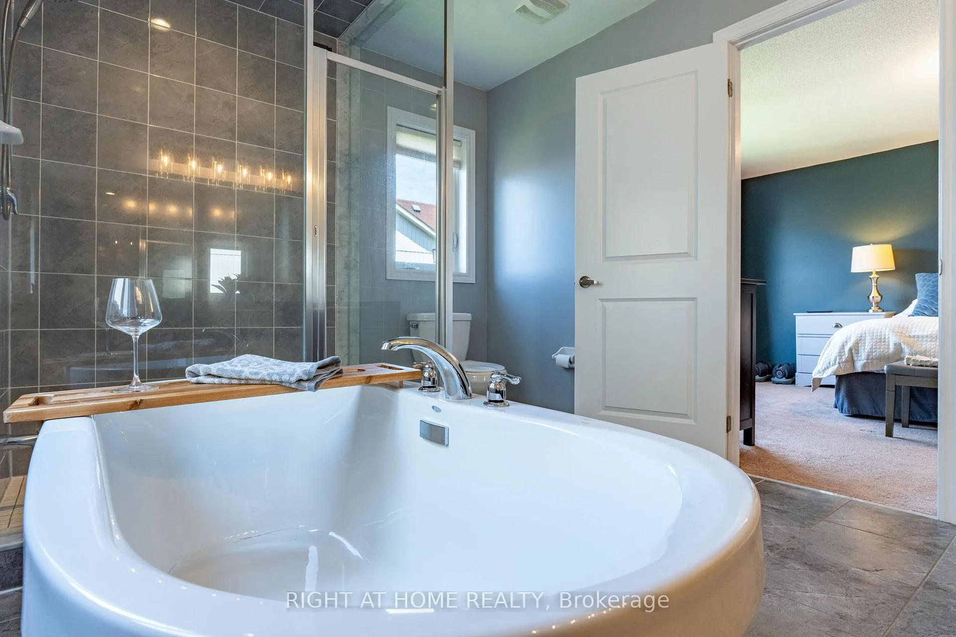 Photo 38 of 72 Wagner Crescent, Essa, Angus — HOMEH