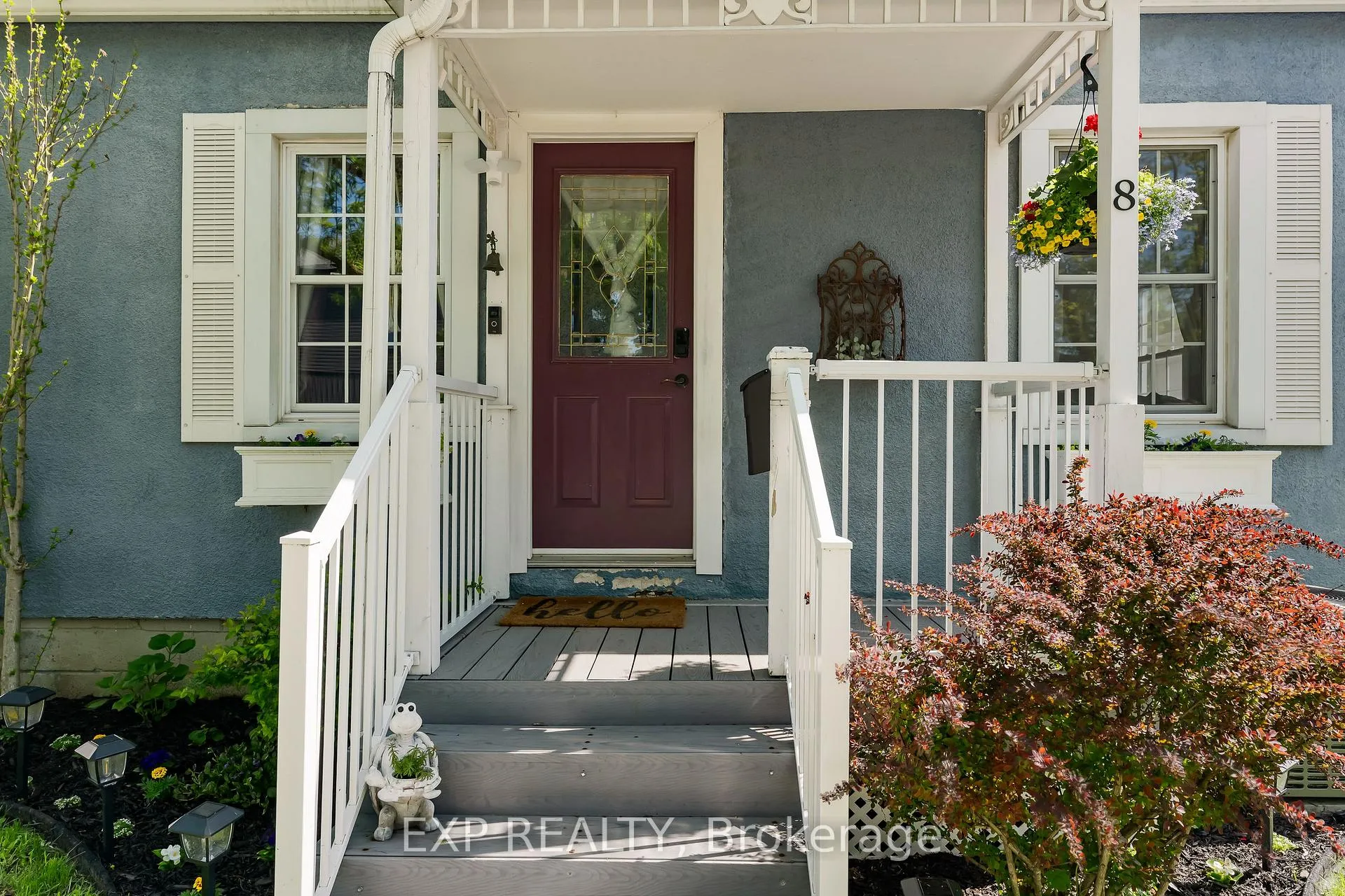 Photo 3 of 8 Coventry Street, St. Catharines, E. Chester — HOMEH