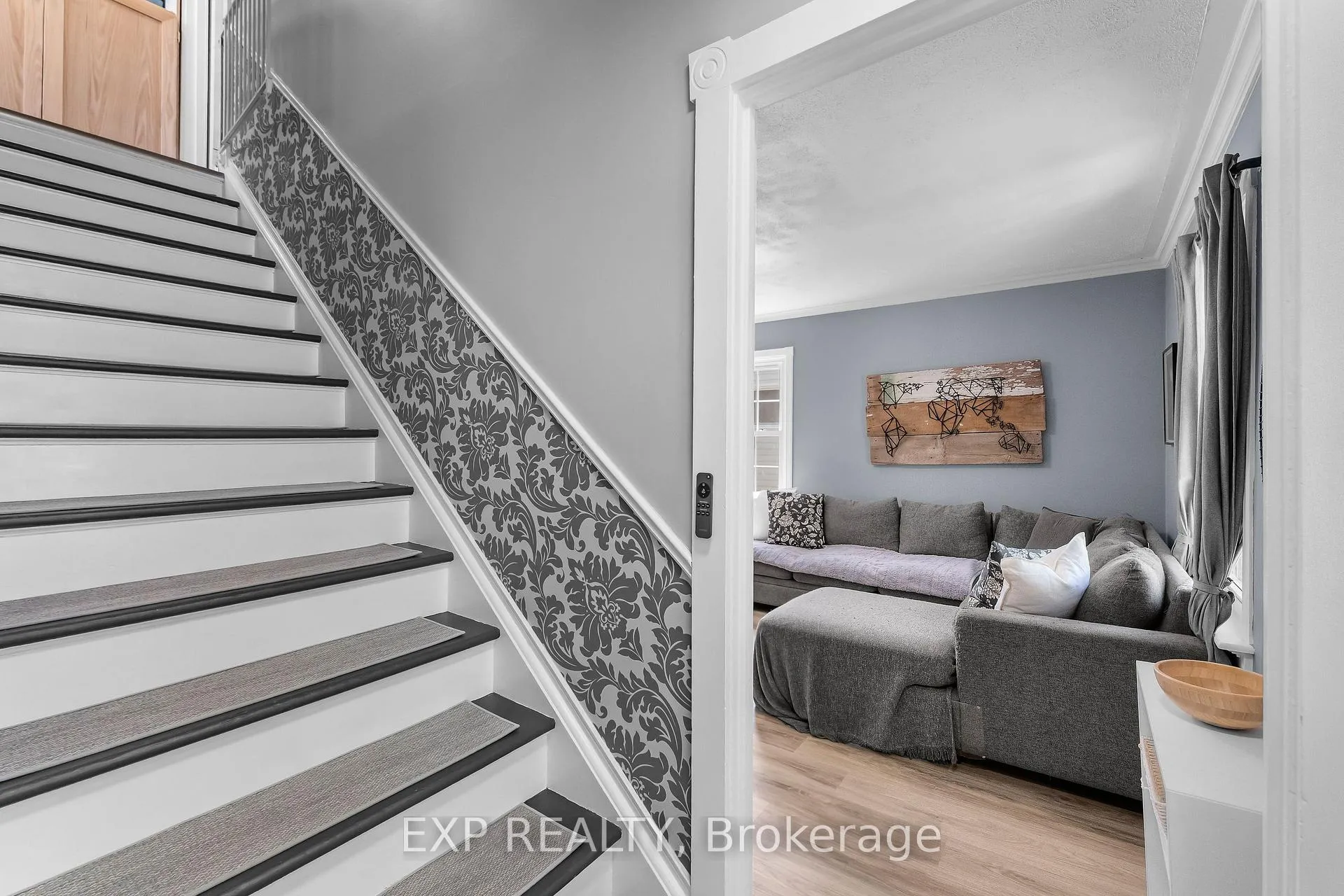 Photo 19 of 8 Coventry Street, St. Catharines, E. Chester — HOMEH