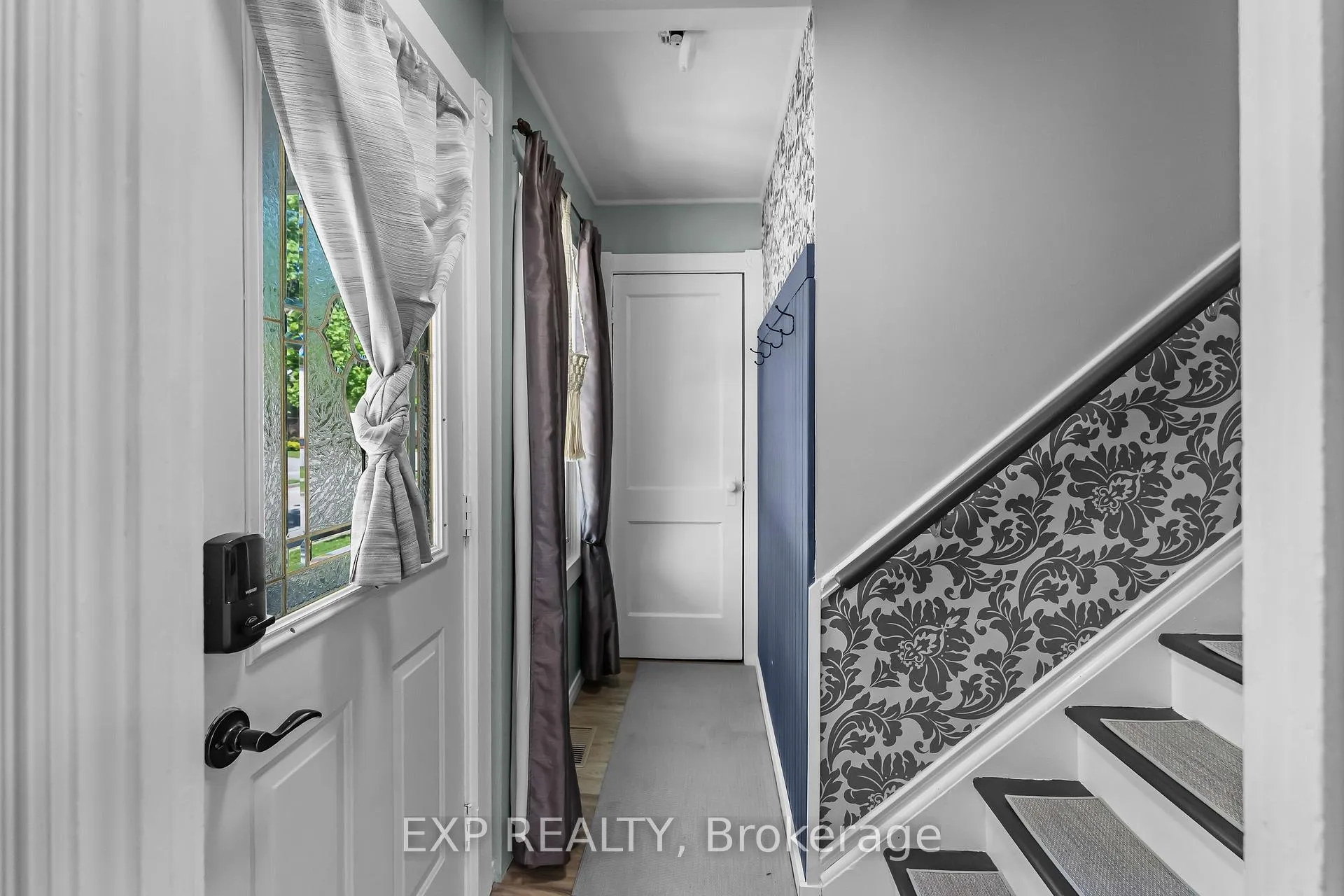 Photo 20 of 8 Coventry Street, St. Catharines, E. Chester — HOMEH