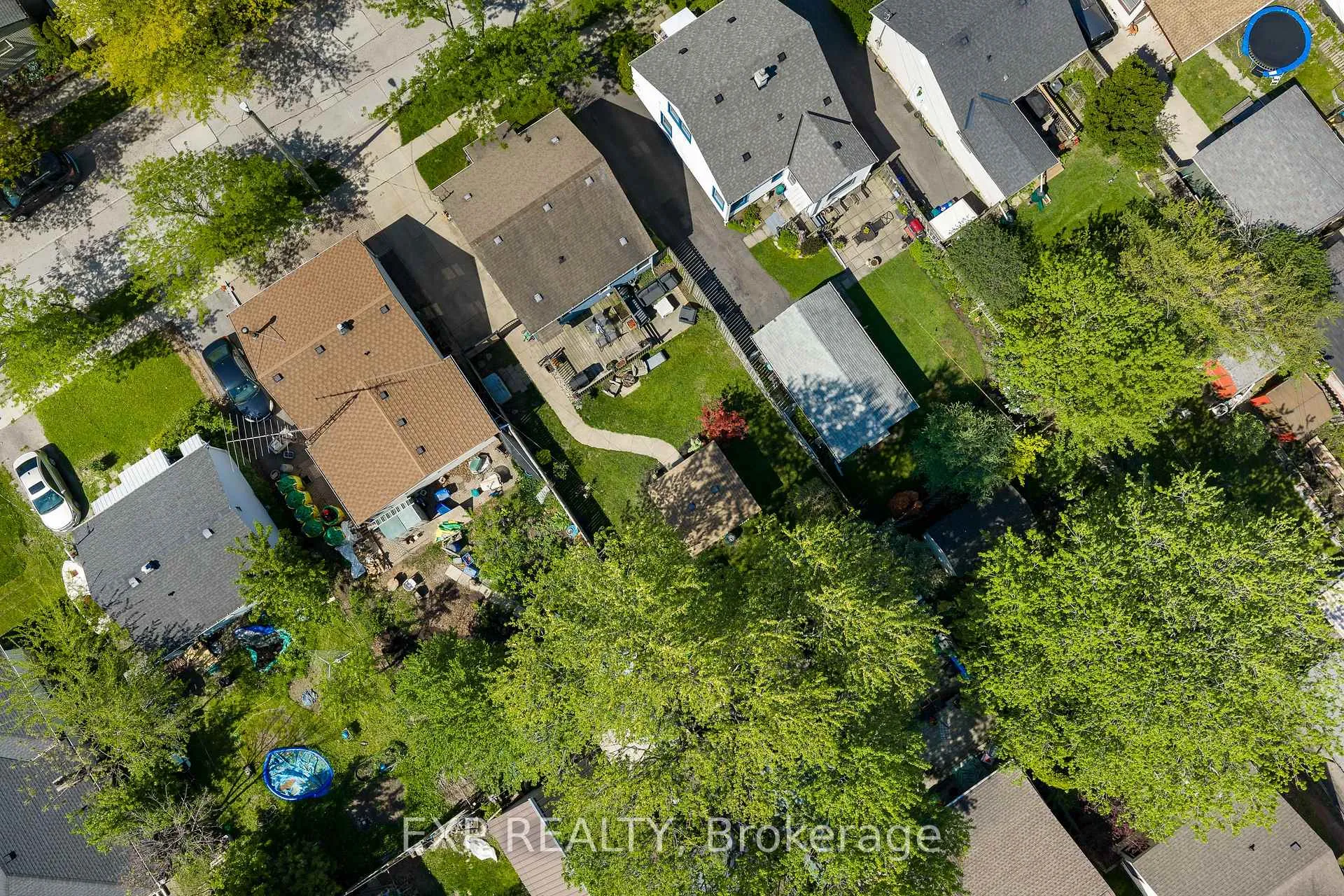 Photo 38 of 8 Coventry Street, St. Catharines, E. Chester — HOMEH