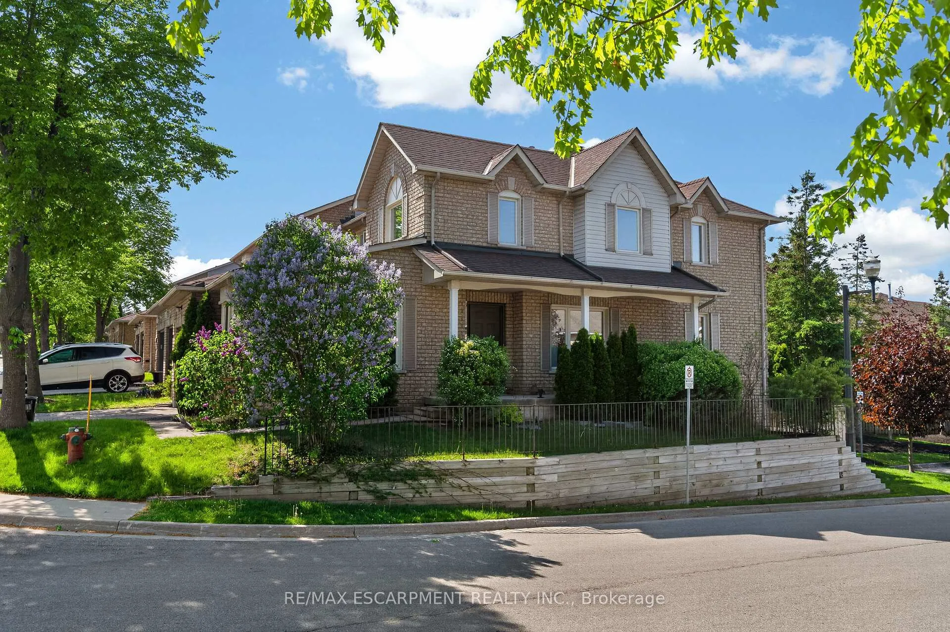 Photo 1 of Unit 19, 11 Pirie Drive, Hamilton, Dundas — HOMEH