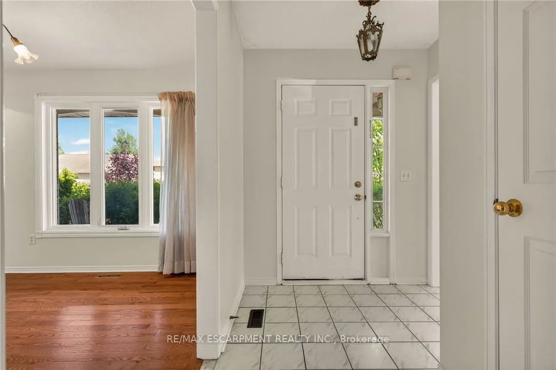 Photo 15 of Unit 19, 11 Pirie Drive, Hamilton, Dundas — HOMEH