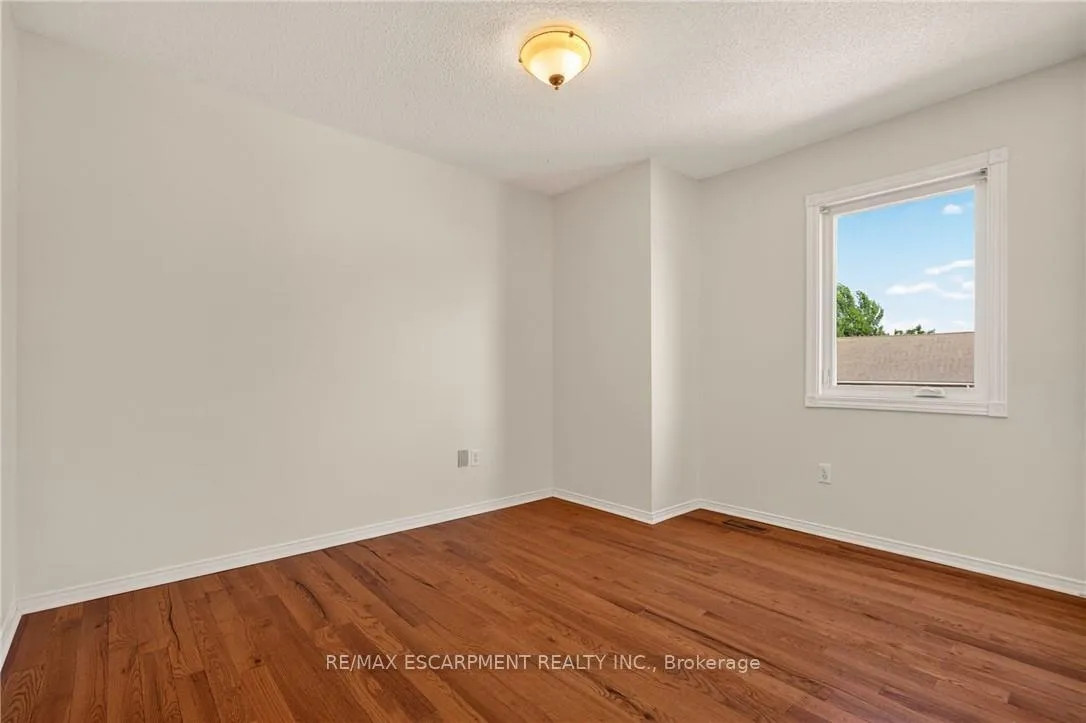 Photo 37 of Unit 19, 11 Pirie Drive, Hamilton, Dundas — HOMEH