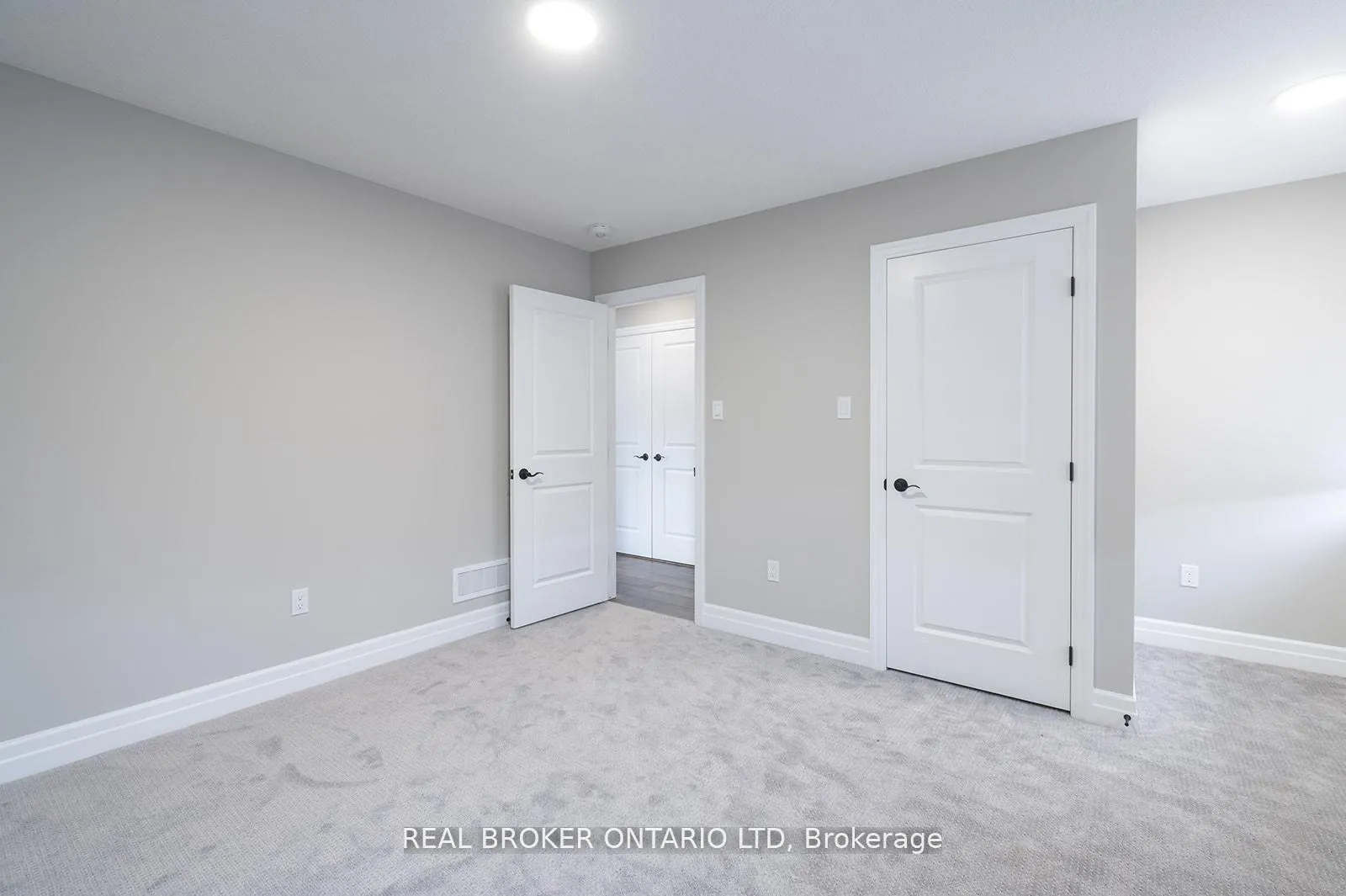 Photo 9 of 57 Acorn Trail, St. Thomas — HOMEH