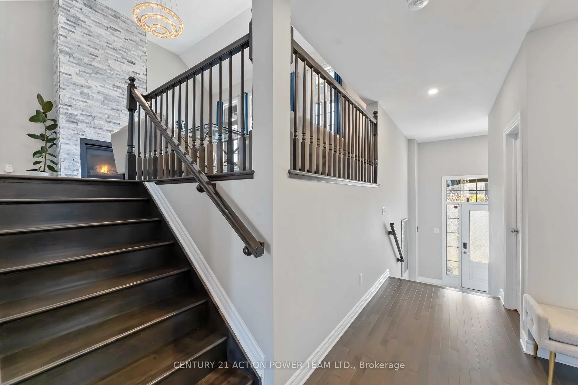 Photo 5 of 54 Malachigan Crescent, Ottawa, Avalon West — HOMEH