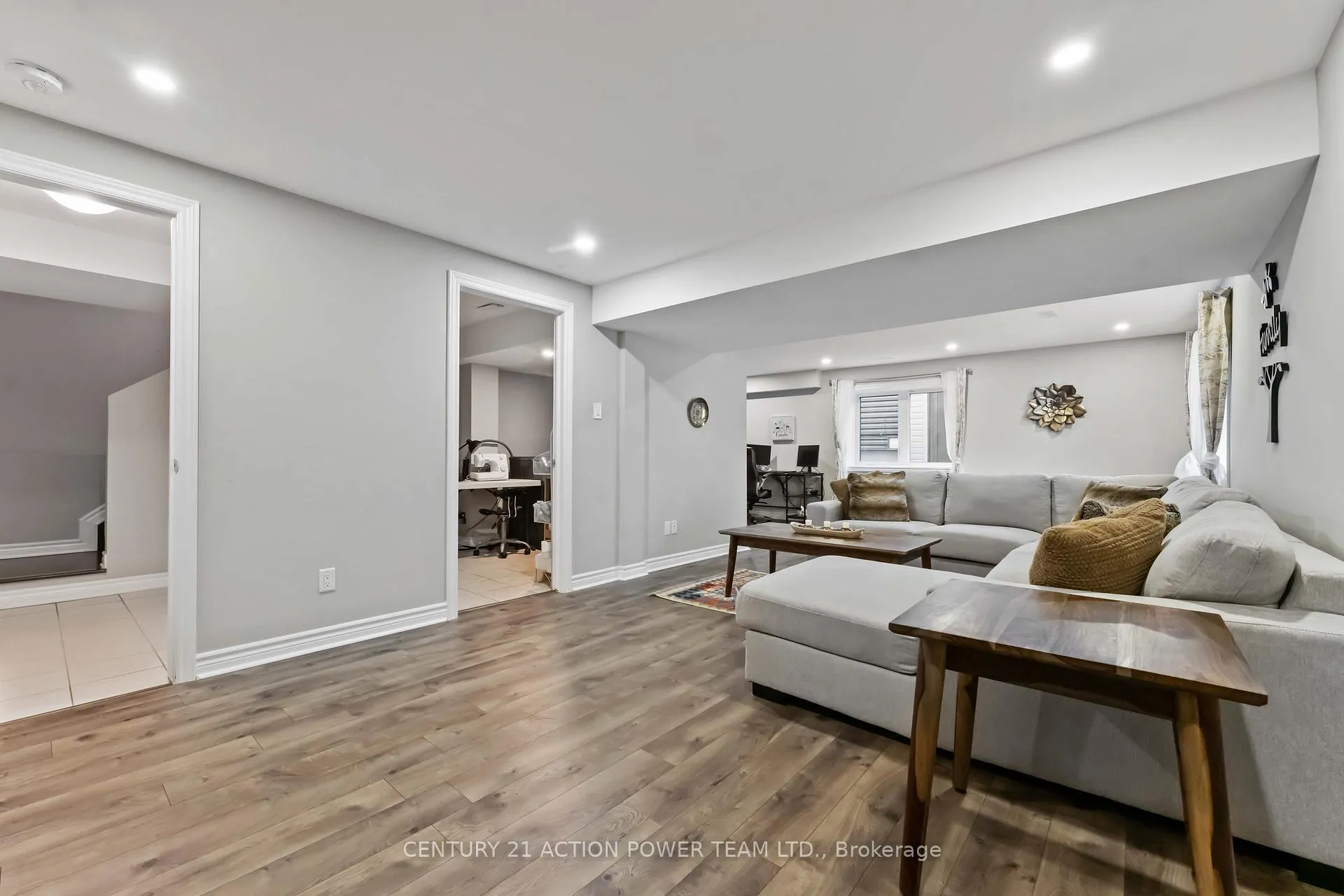 Photo 36 of 54 Malachigan Crescent, Ottawa, Avalon West — HOMEH
