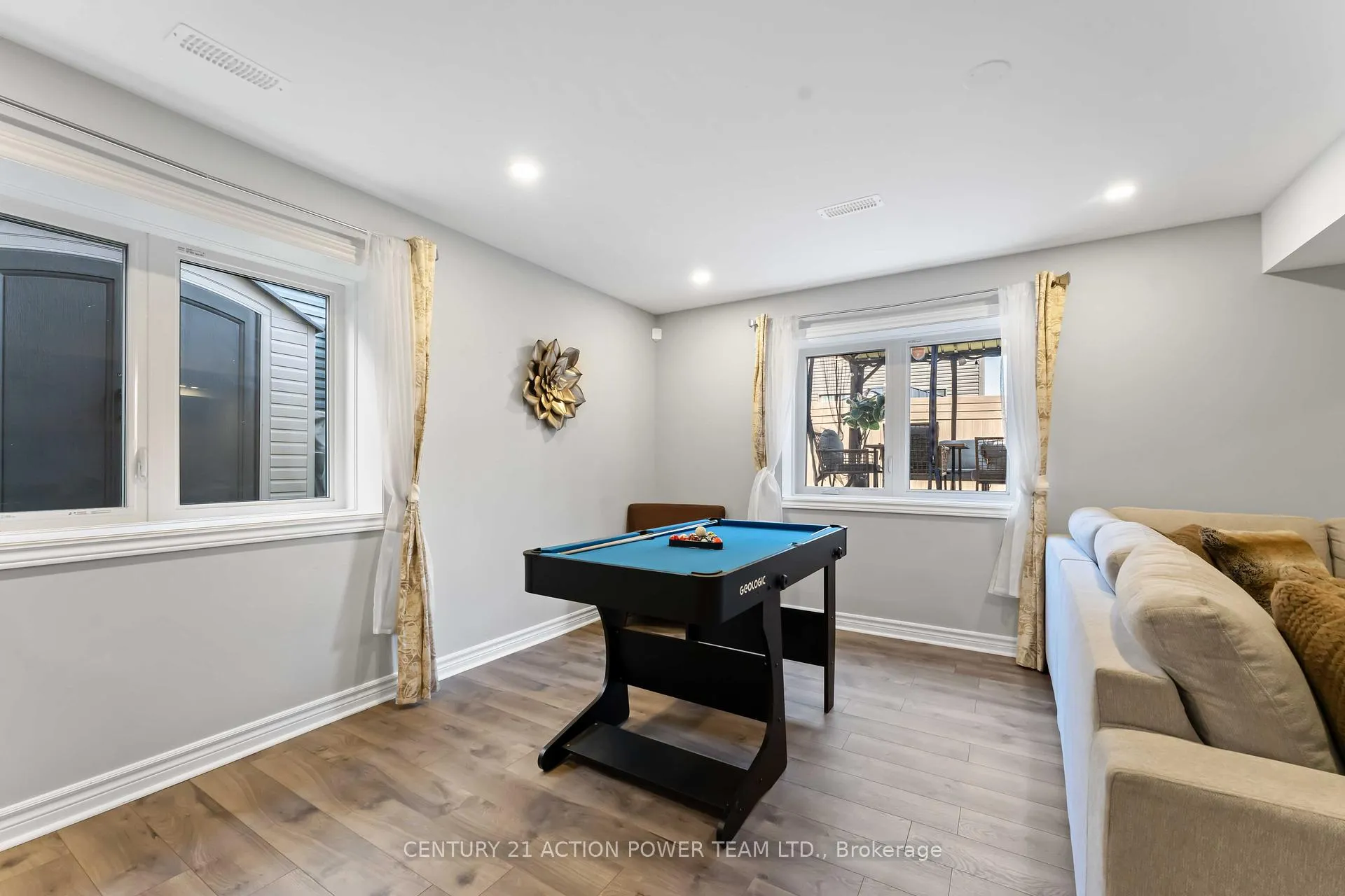 Photo 38 of 54 Malachigan Crescent, Ottawa, Avalon West — HOMEH