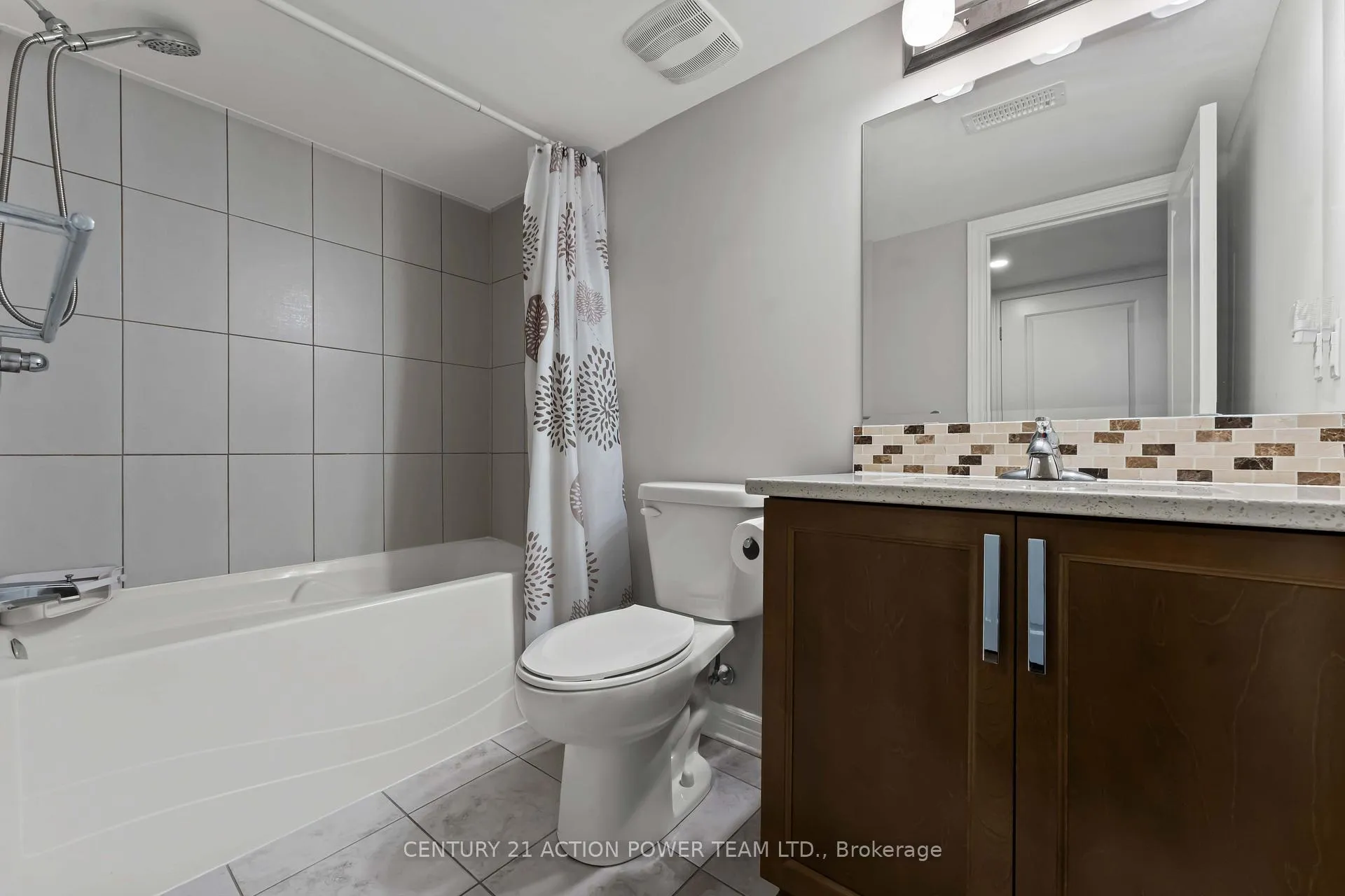 Photo 39 of 54 Malachigan Crescent, Ottawa, Avalon West — HOMEH