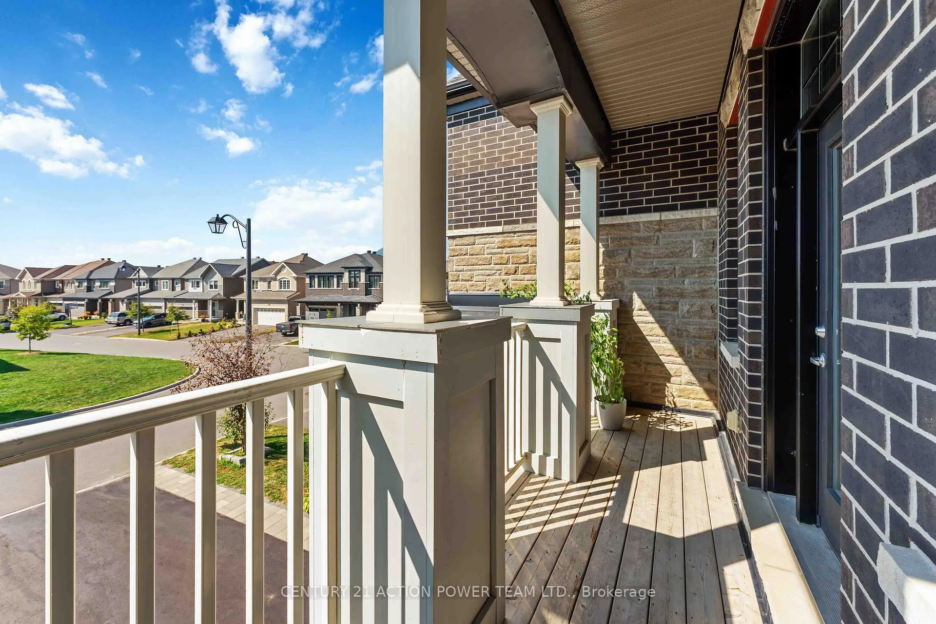 Photo 43 of 54 Malachigan Crescent, Ottawa, Avalon West — HOMEH