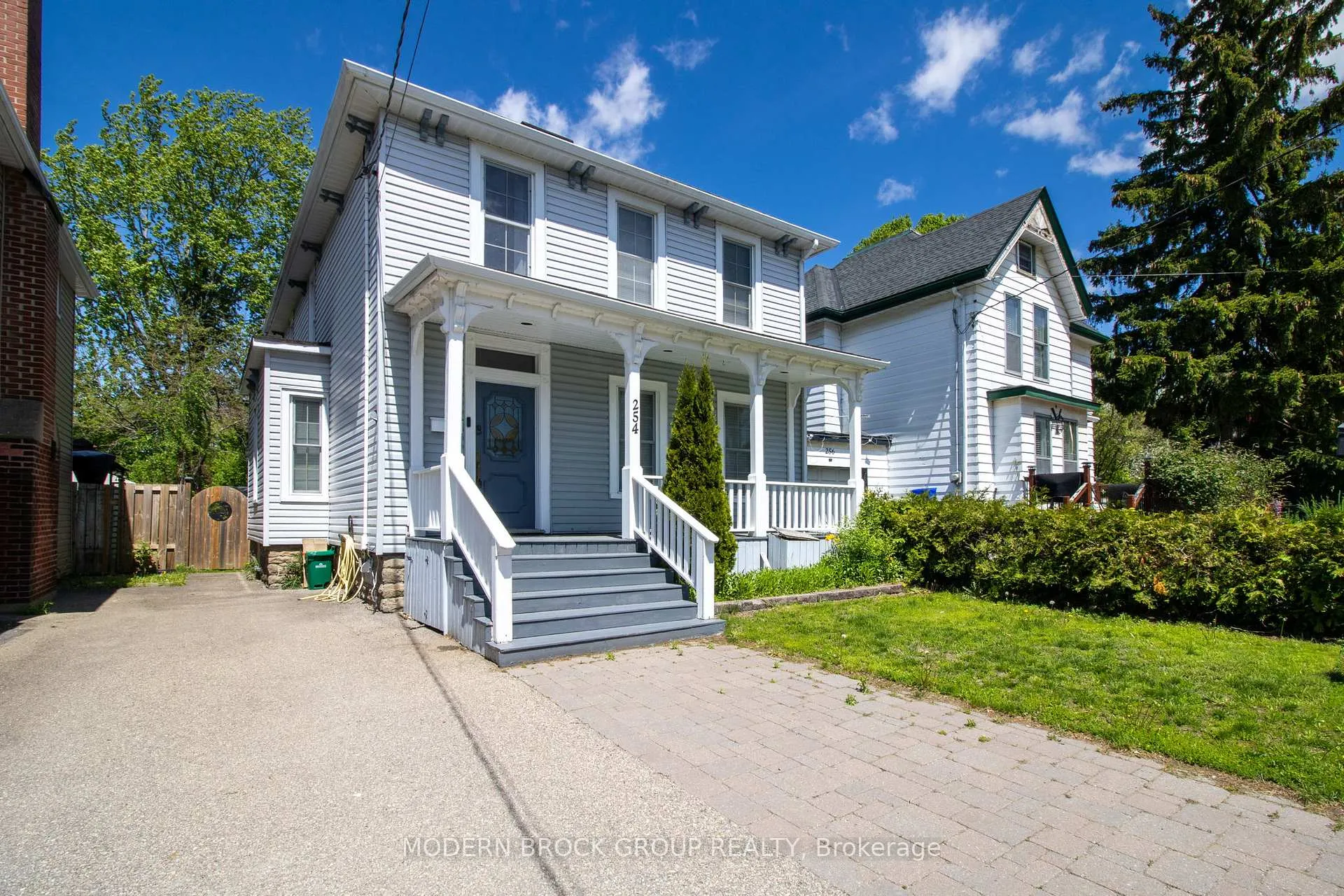 Photo 4 of 254 King Street E, Brockville — HOMEH
