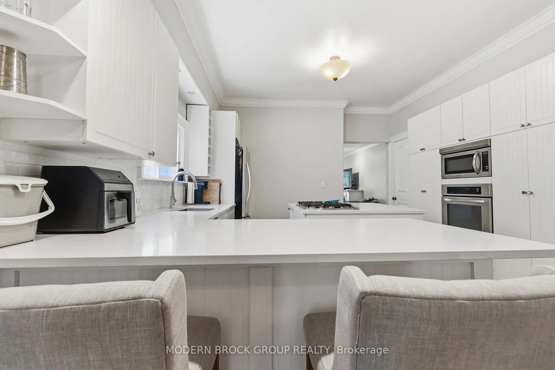 Photo 22 of 254 King Street E, Brockville — HOMEH