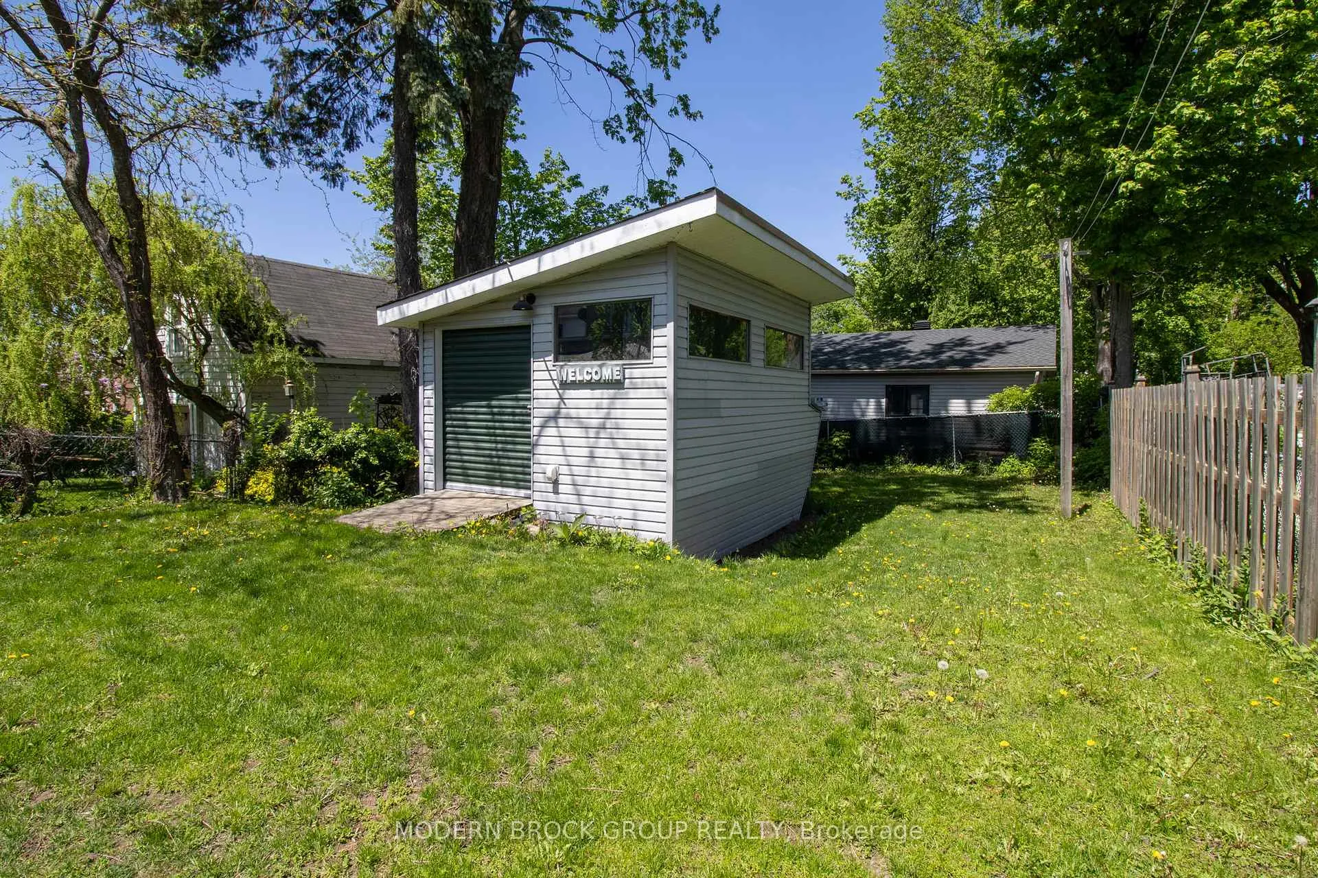 Photo 57 of 254 King Street E, Brockville — HOMEH