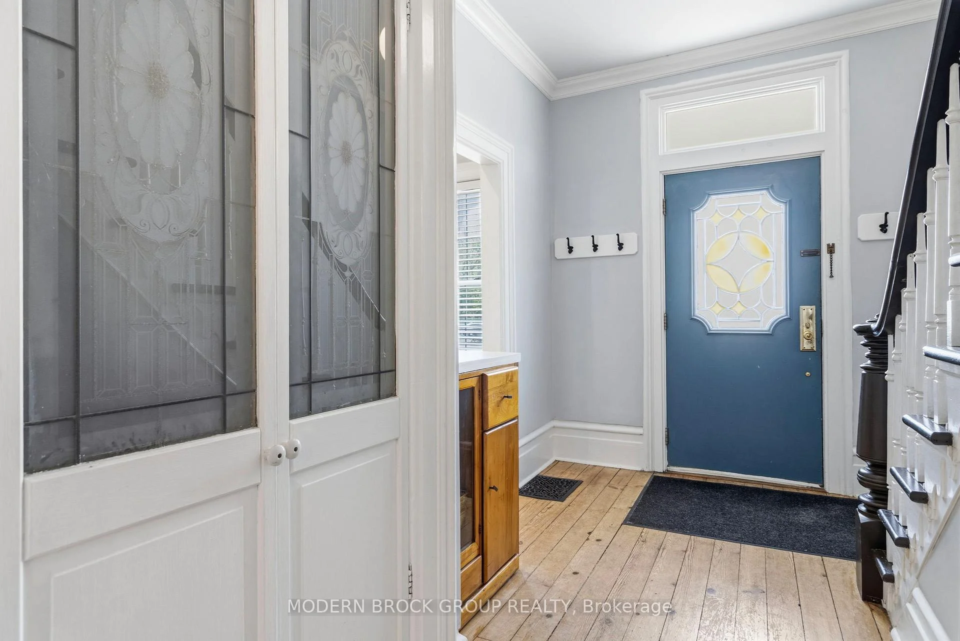 Photo 9 of 254 King Street E, Brockville — HOMEH
