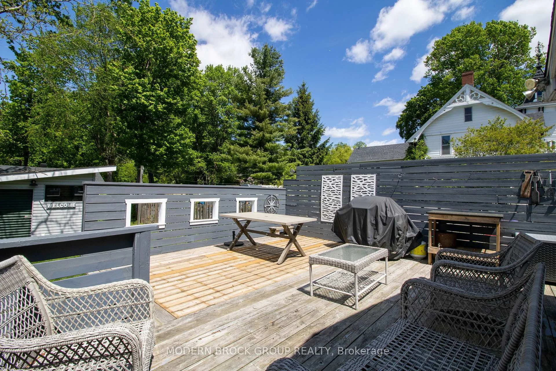 Photo 54 of 254 King Street E, Brockville — HOMEH