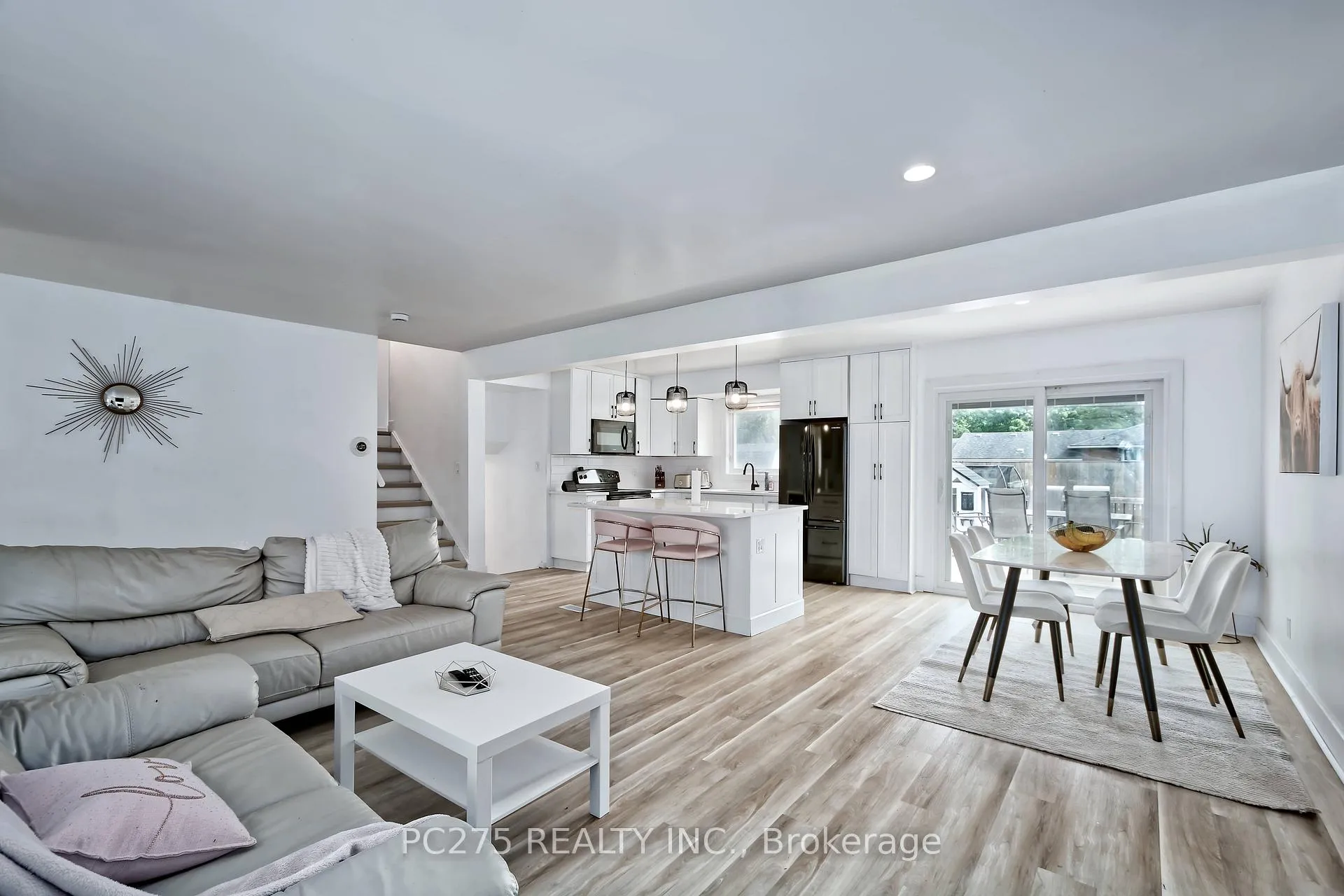Photo 8 of 1053 Griffith Road, Sarnia — HOMEH