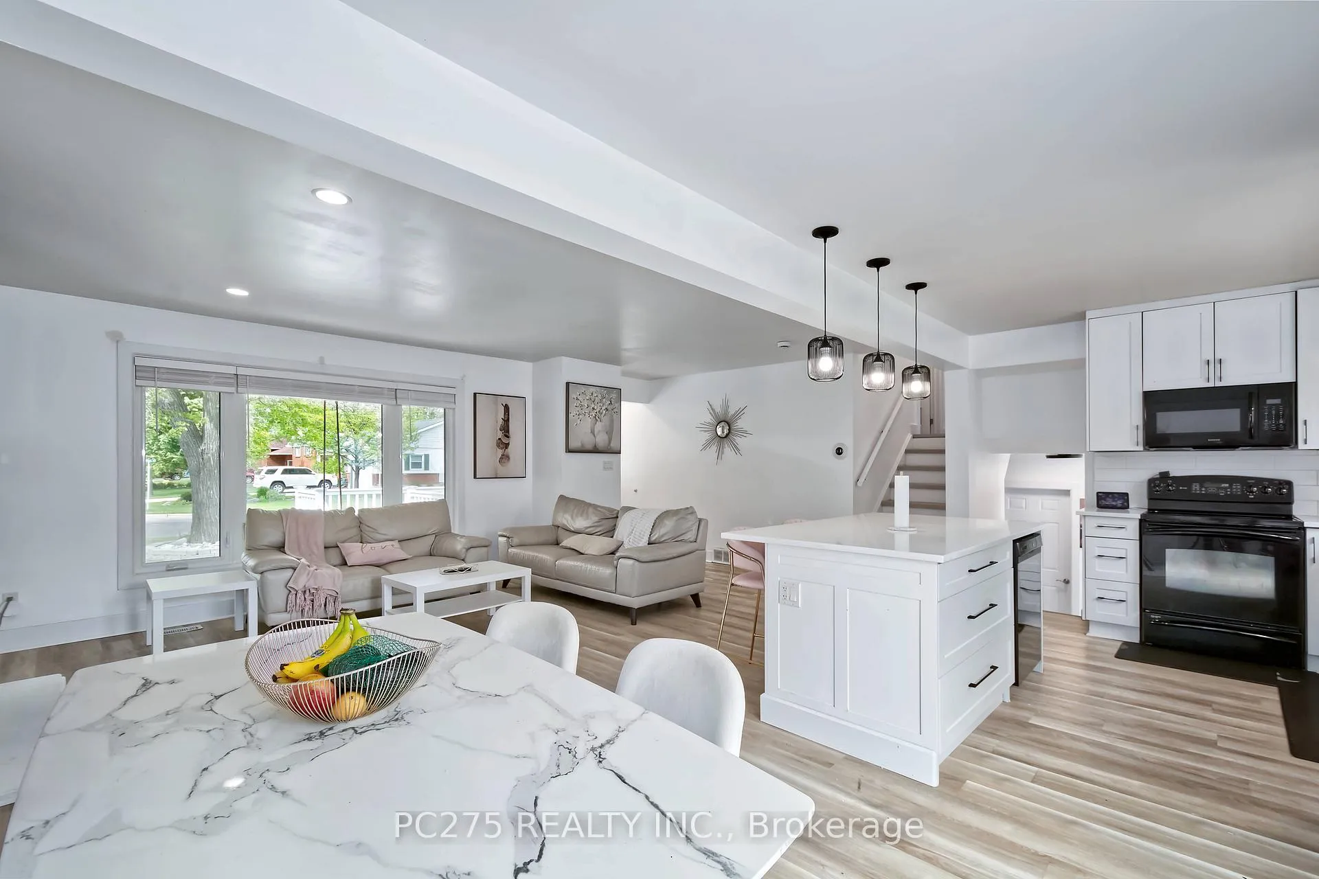 Photo 9 of 1053 Griffith Road, Sarnia — HOMEH