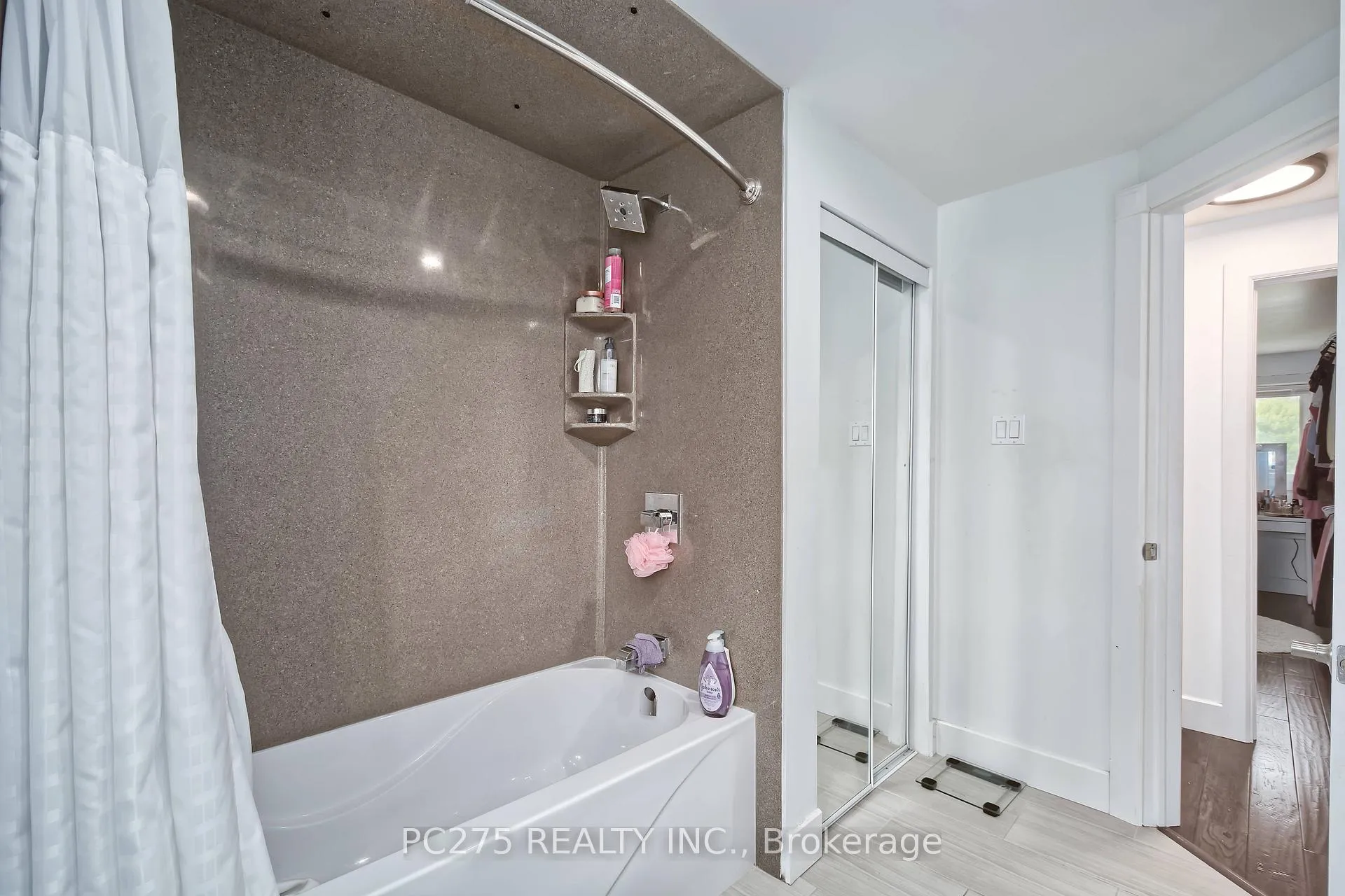 Photo 15 of 1053 Griffith Road, Sarnia — HOMEH