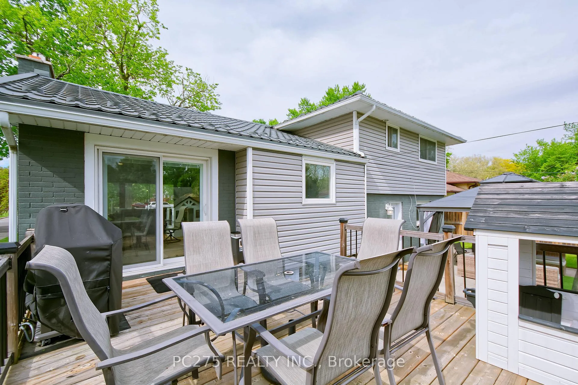 Photo 35 of 1053 Griffith Road, Sarnia — HOMEH
