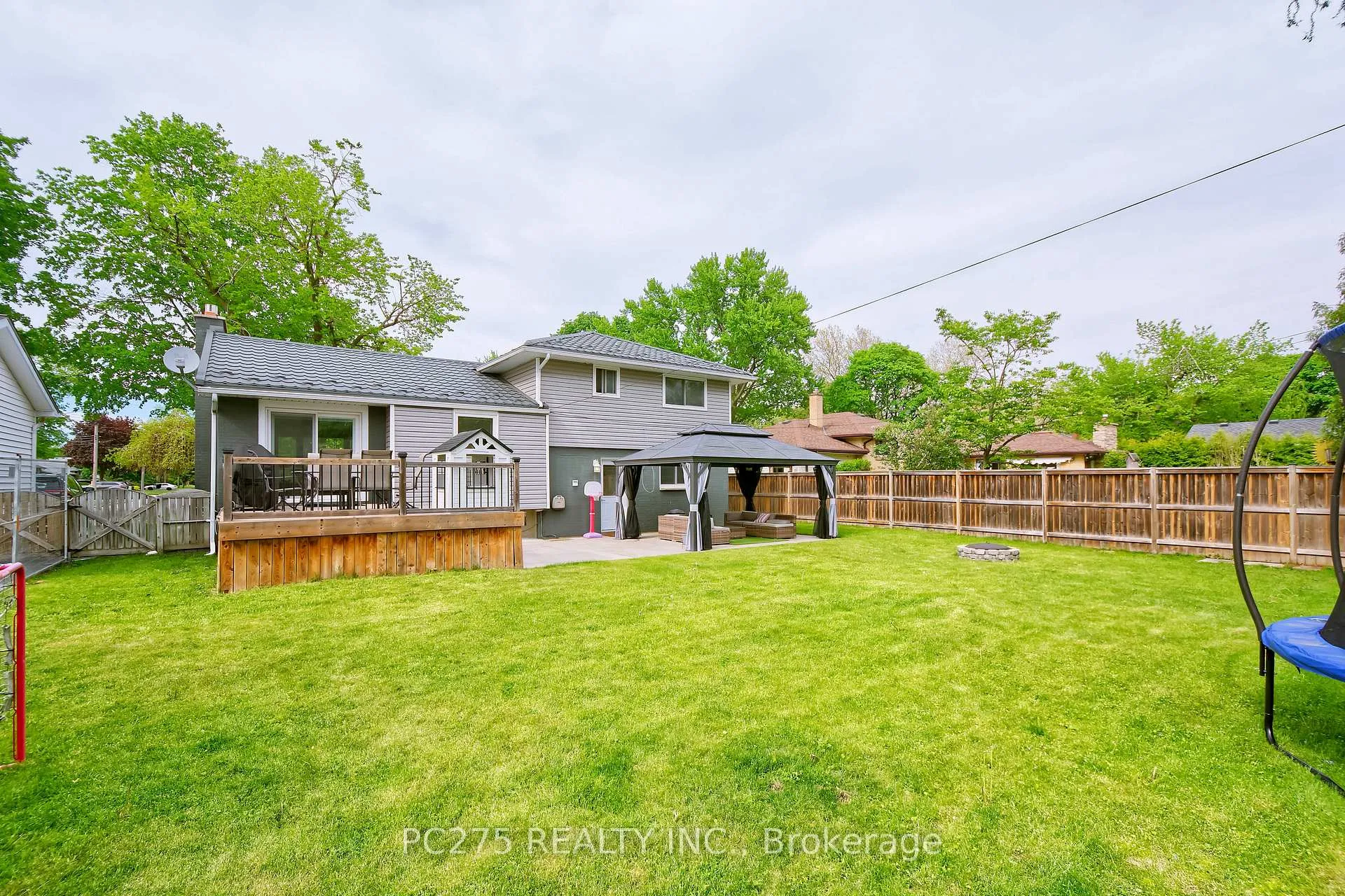 Photo 37 of 1053 Griffith Road, Sarnia — HOMEH