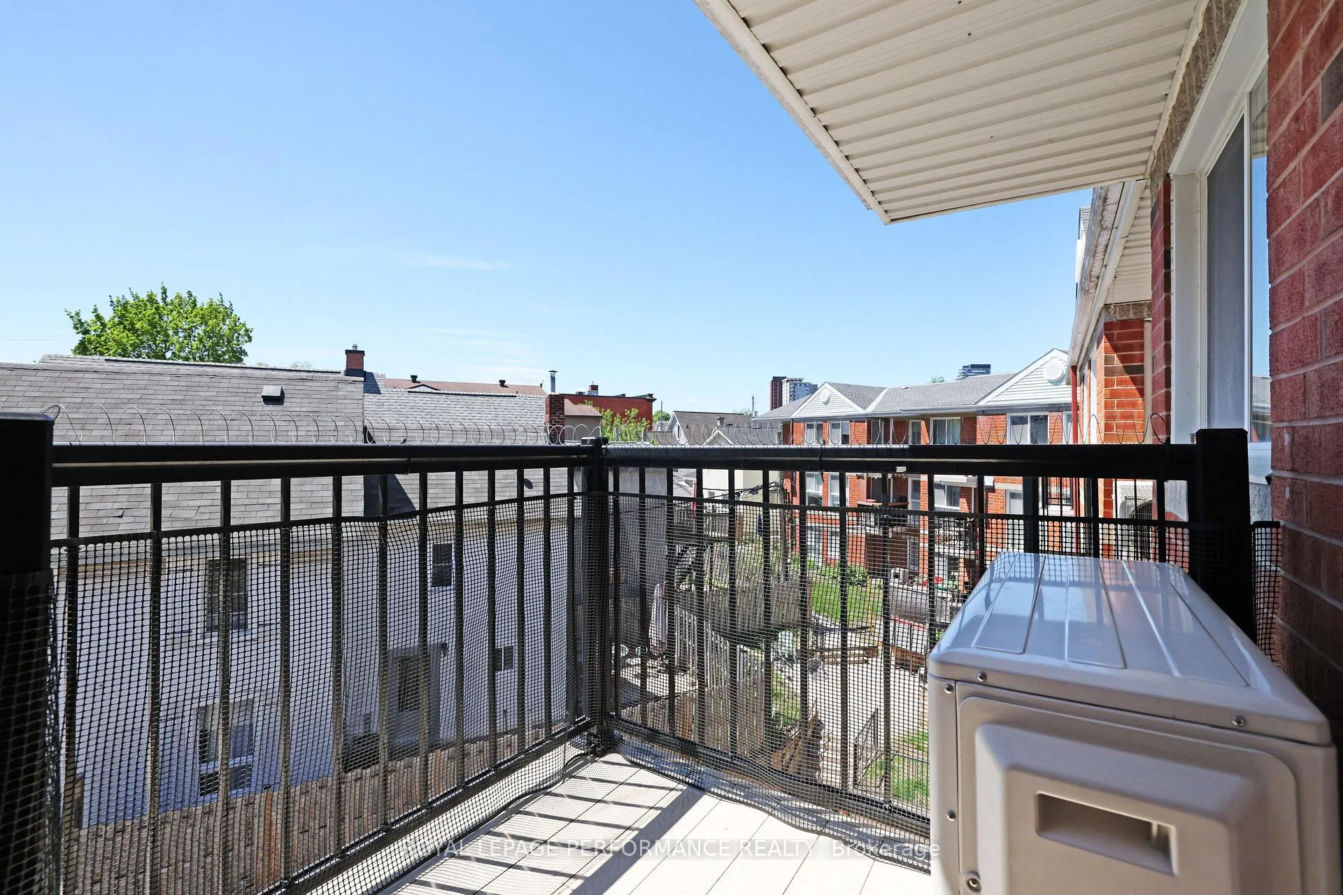 Photo 23 of Unit 5, 144 Bayview Station Road, Ottawa, Hintonburg — HOMEH