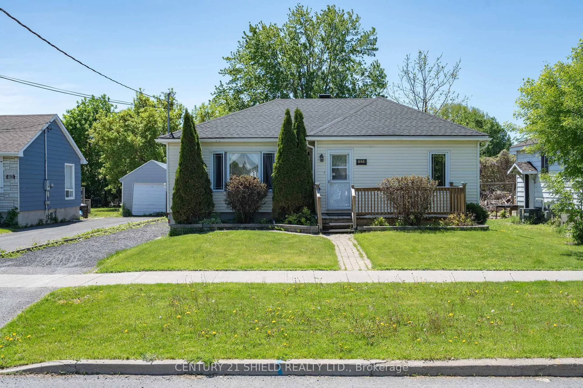 Photo 1 of 1320 Aubin Avenue, Cornwall — HOMEH